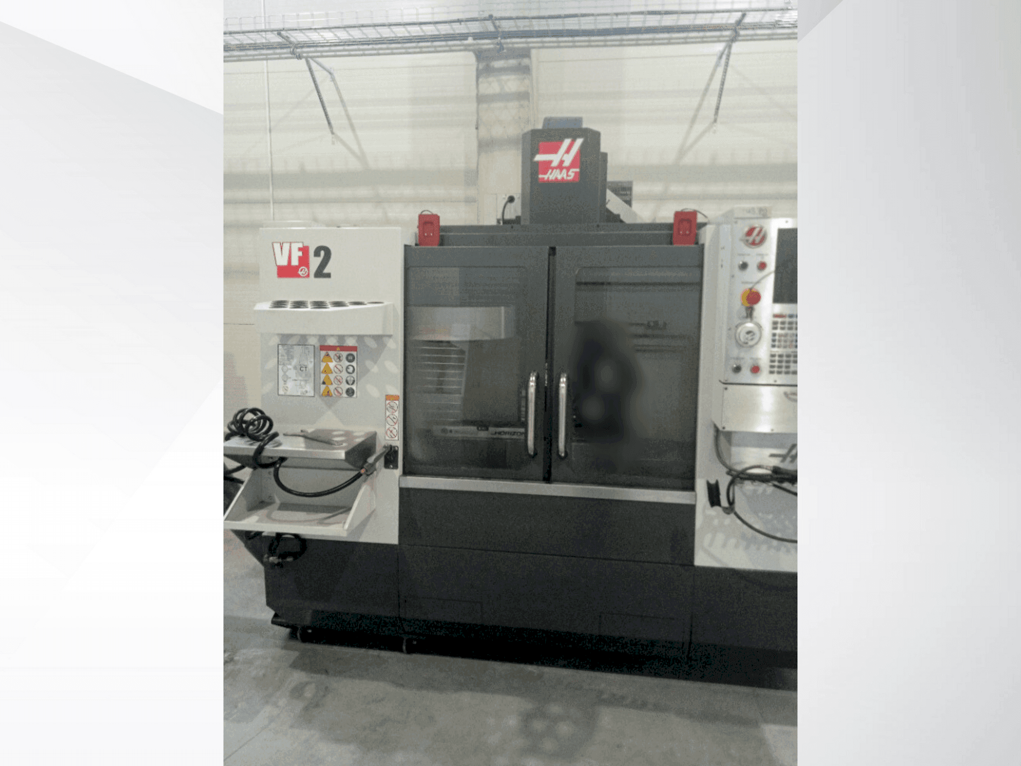 Вид станка HAAS VF-2  спереди
