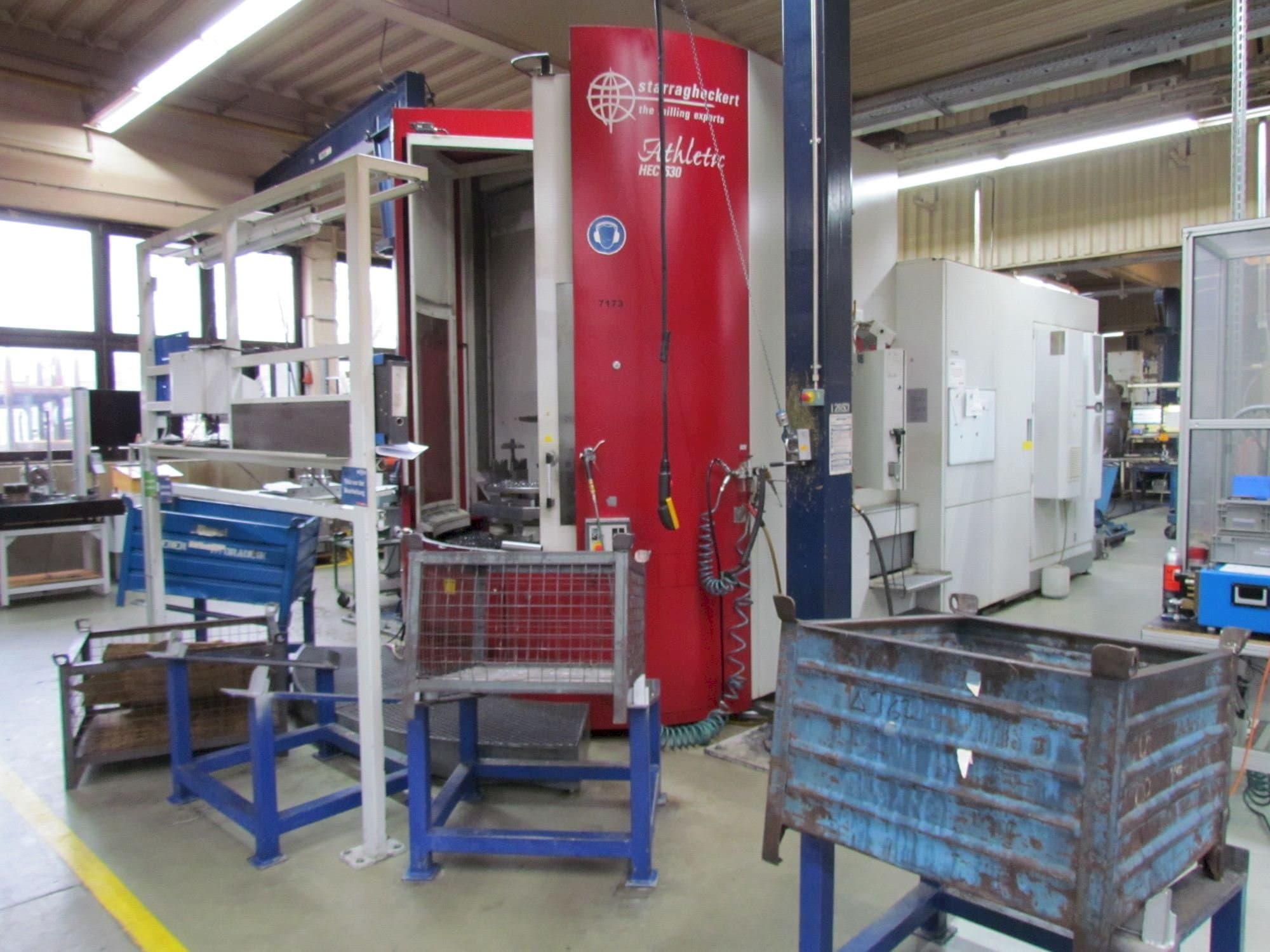 Вид станка Heckert HEC 630 спереди