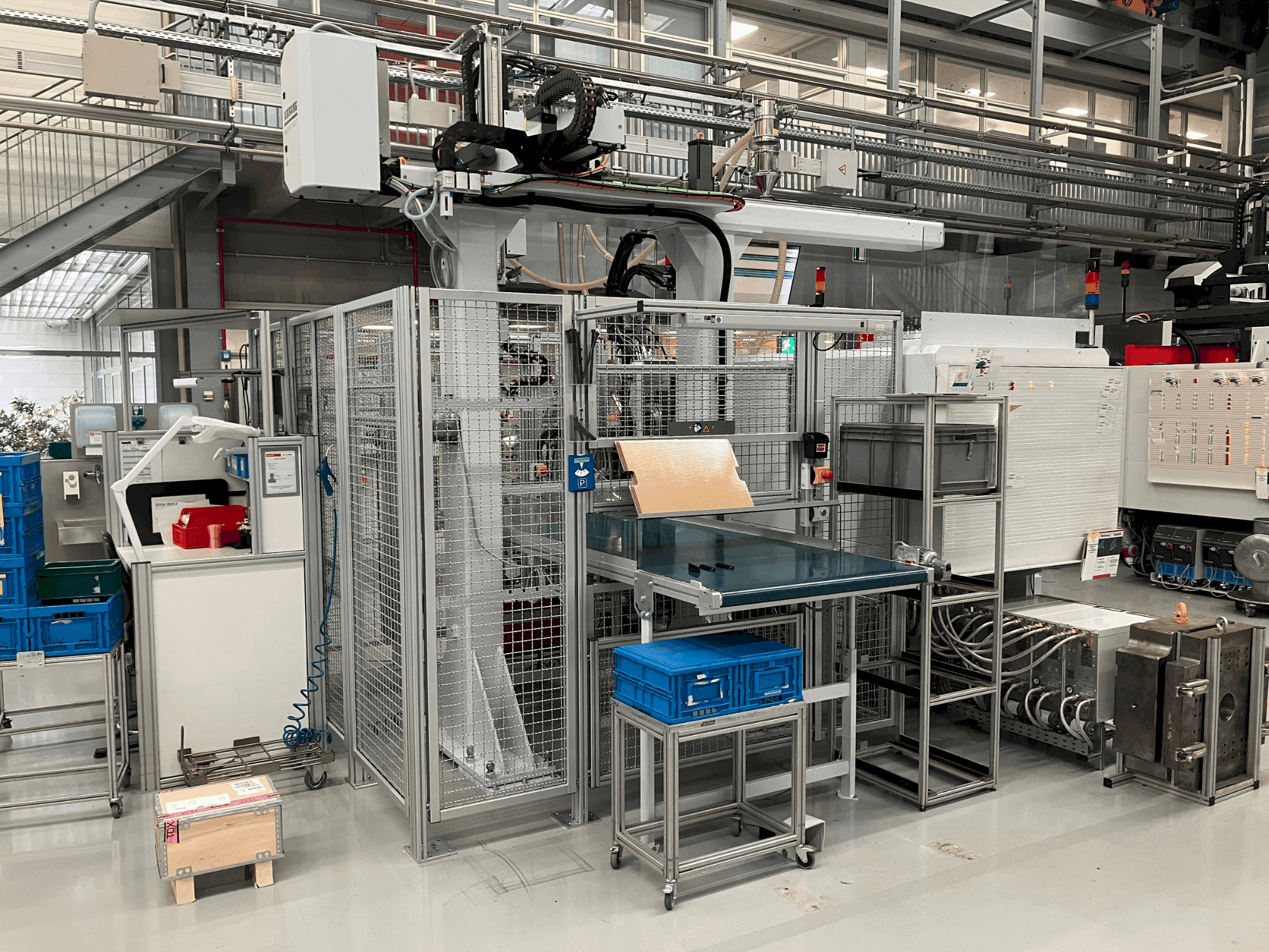 Вид станка Arburg Allrounder 520 S 1600-400/170 спереди