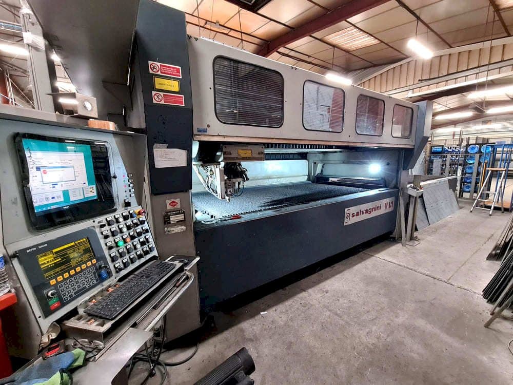 Вид станка Salvagnini VL1 спереди