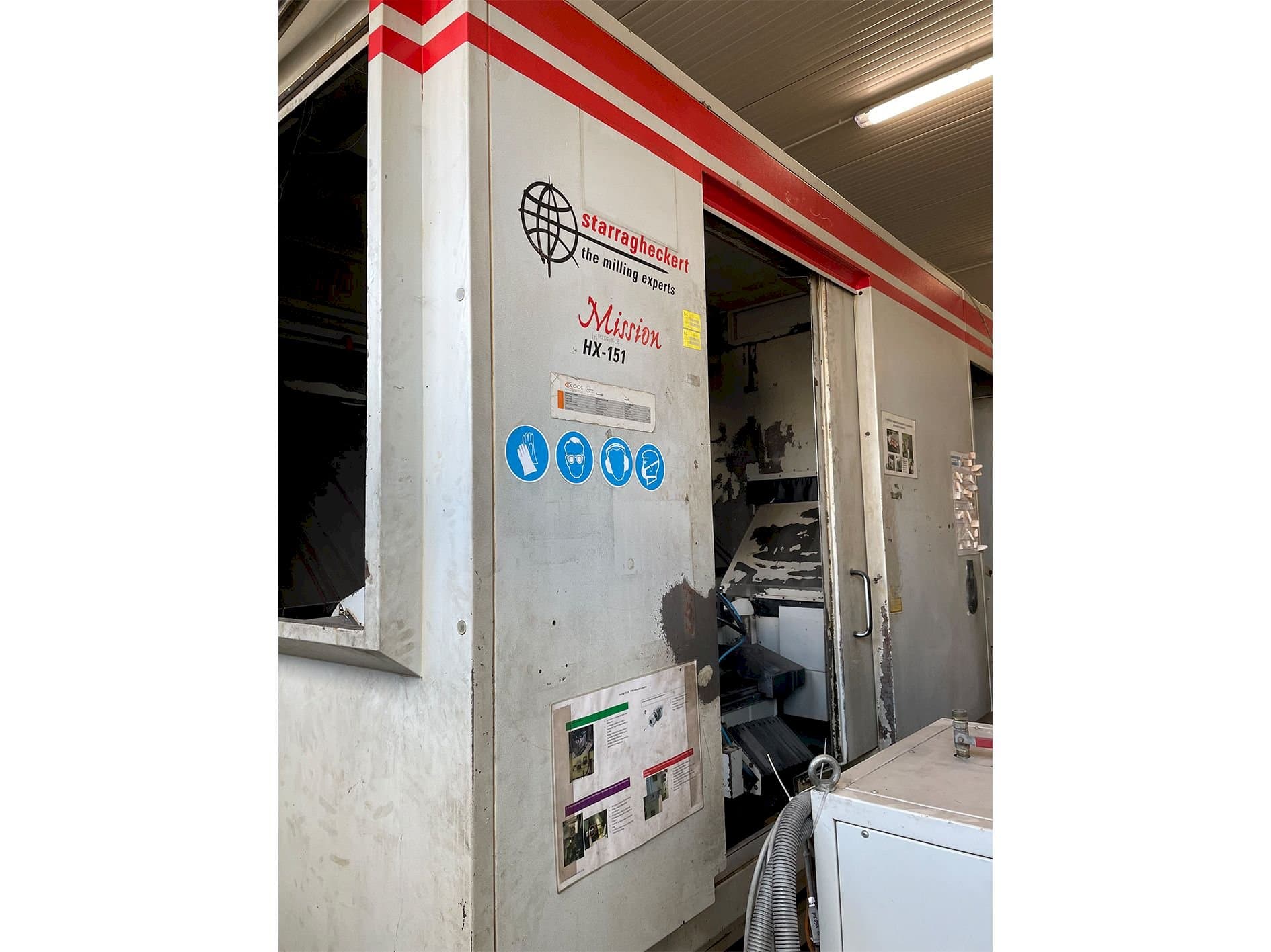 Вид станка Starrag HX 151 (2004) спереди