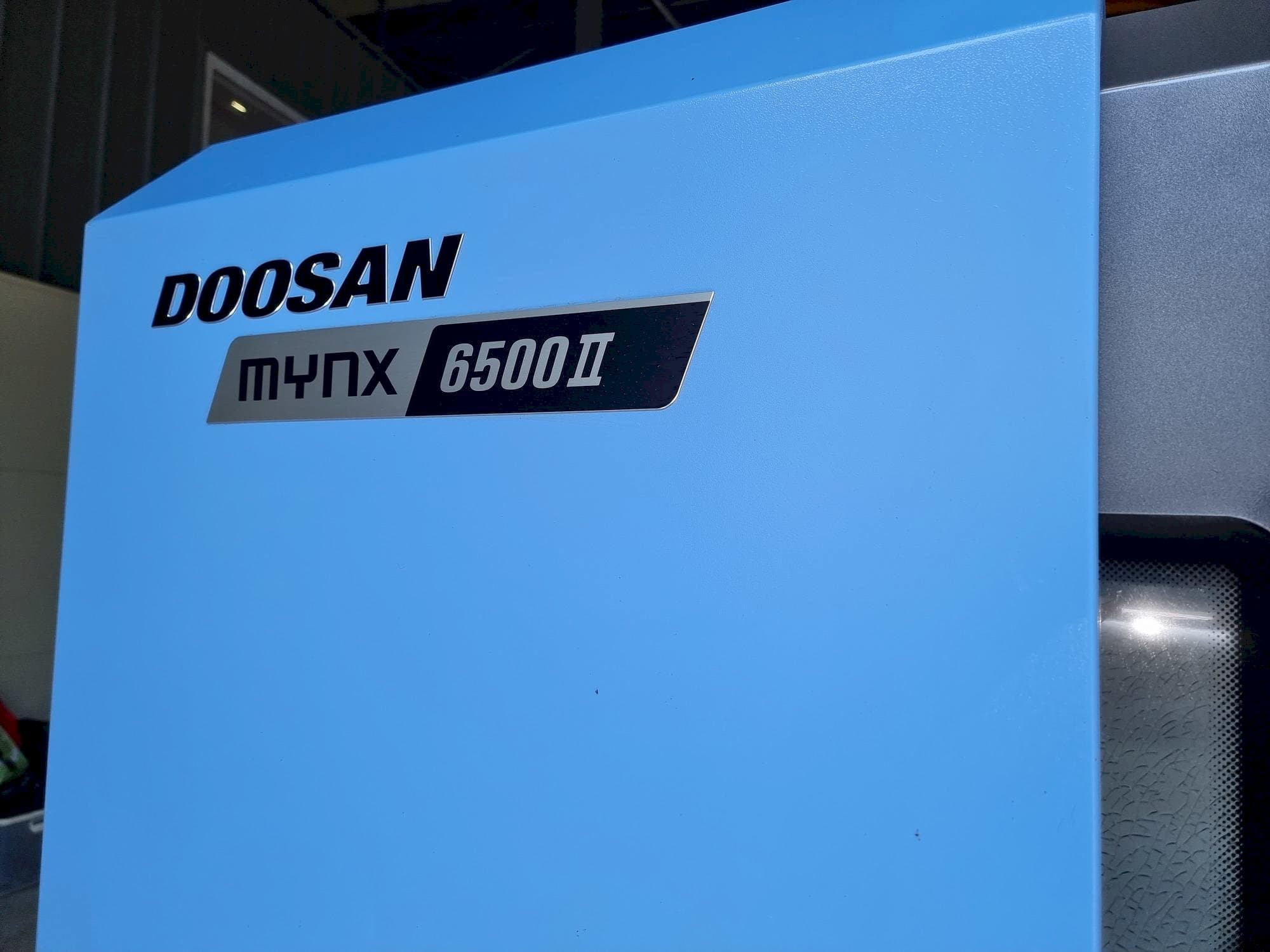 Вид станка Doosan MYNX 6500Ⅱ спереди