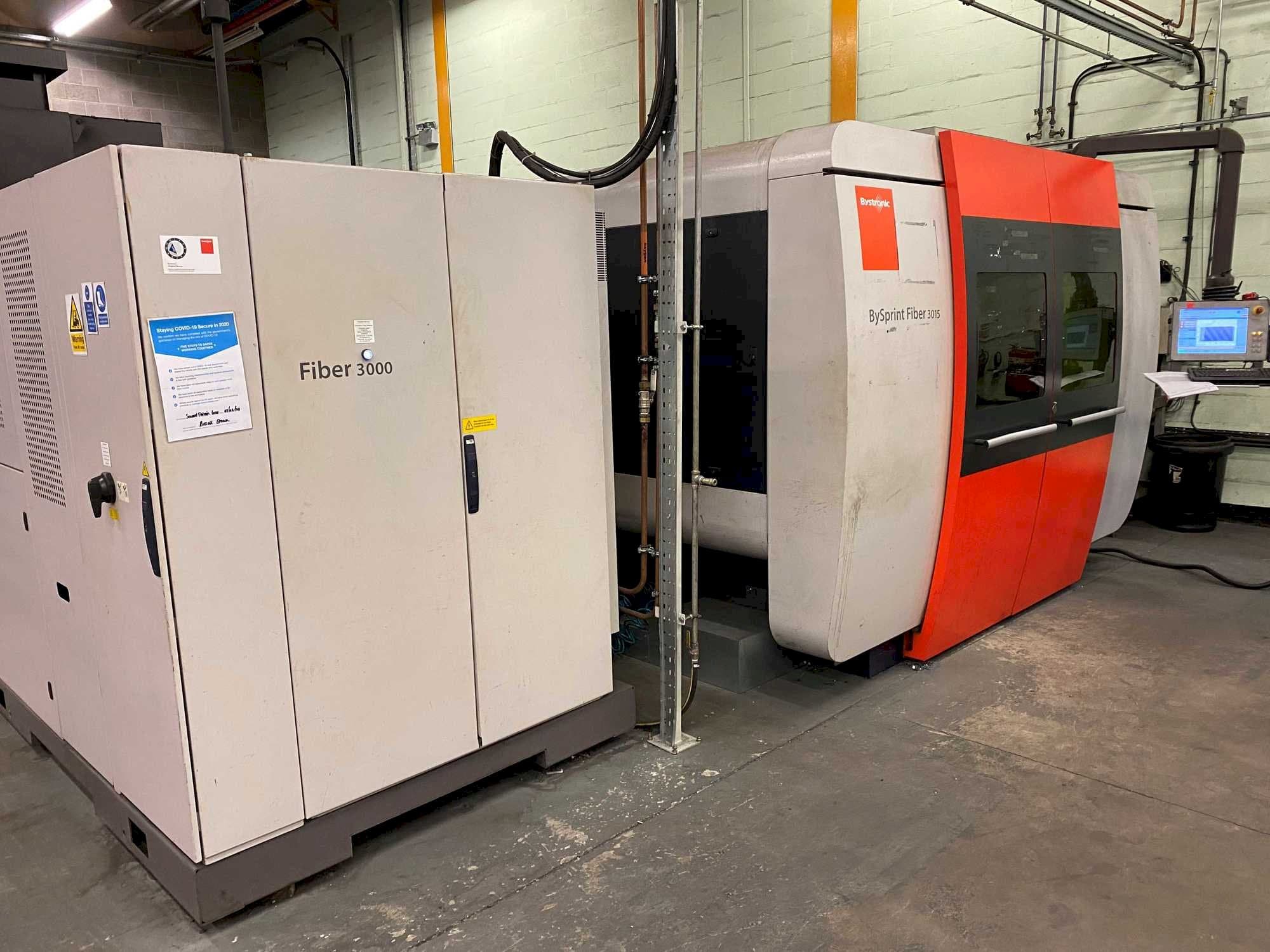 Вид станка Bystronic BySprint 3015 Fiber спереди