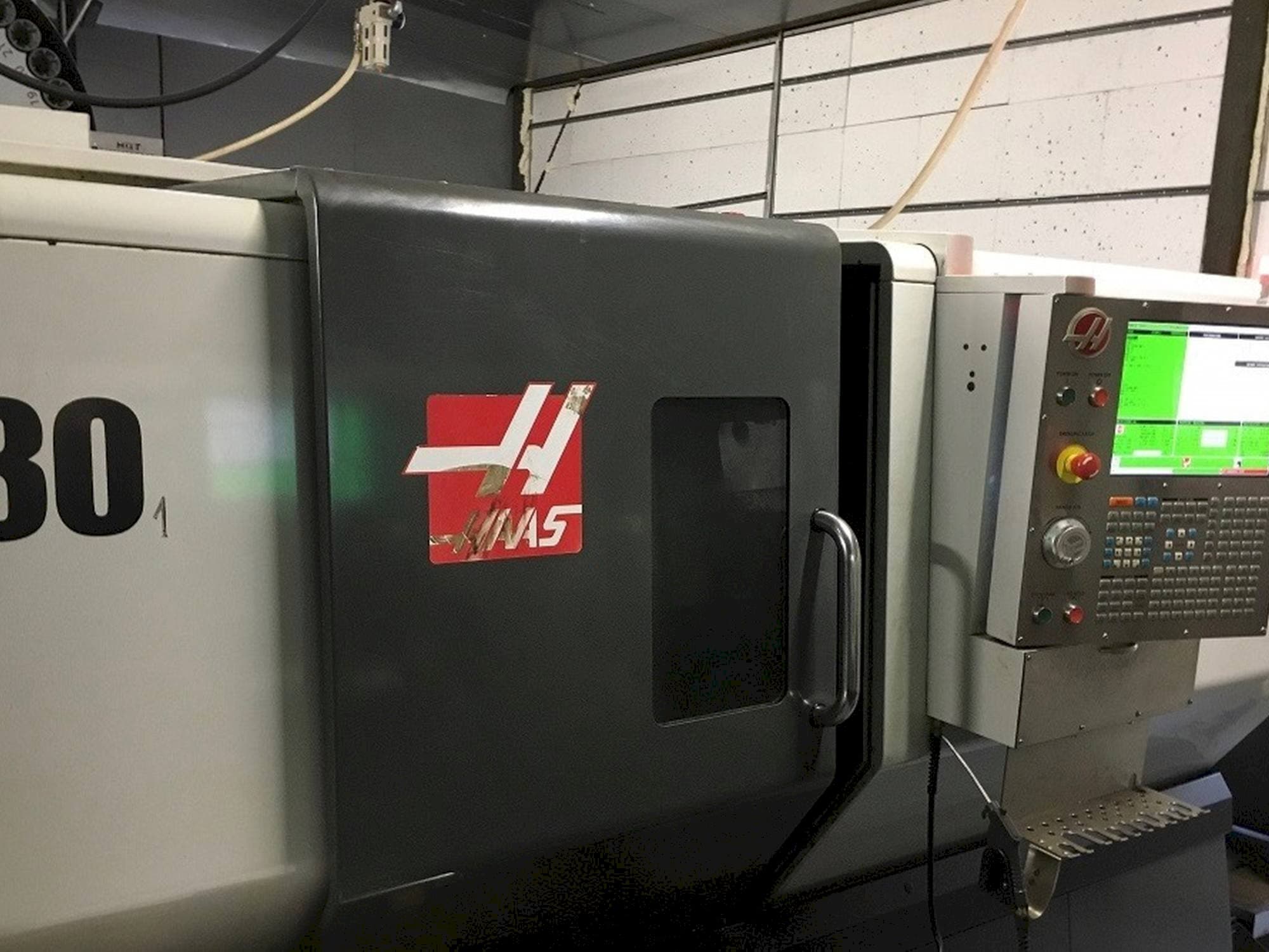 Вид станка HAAS ST-30  спереди