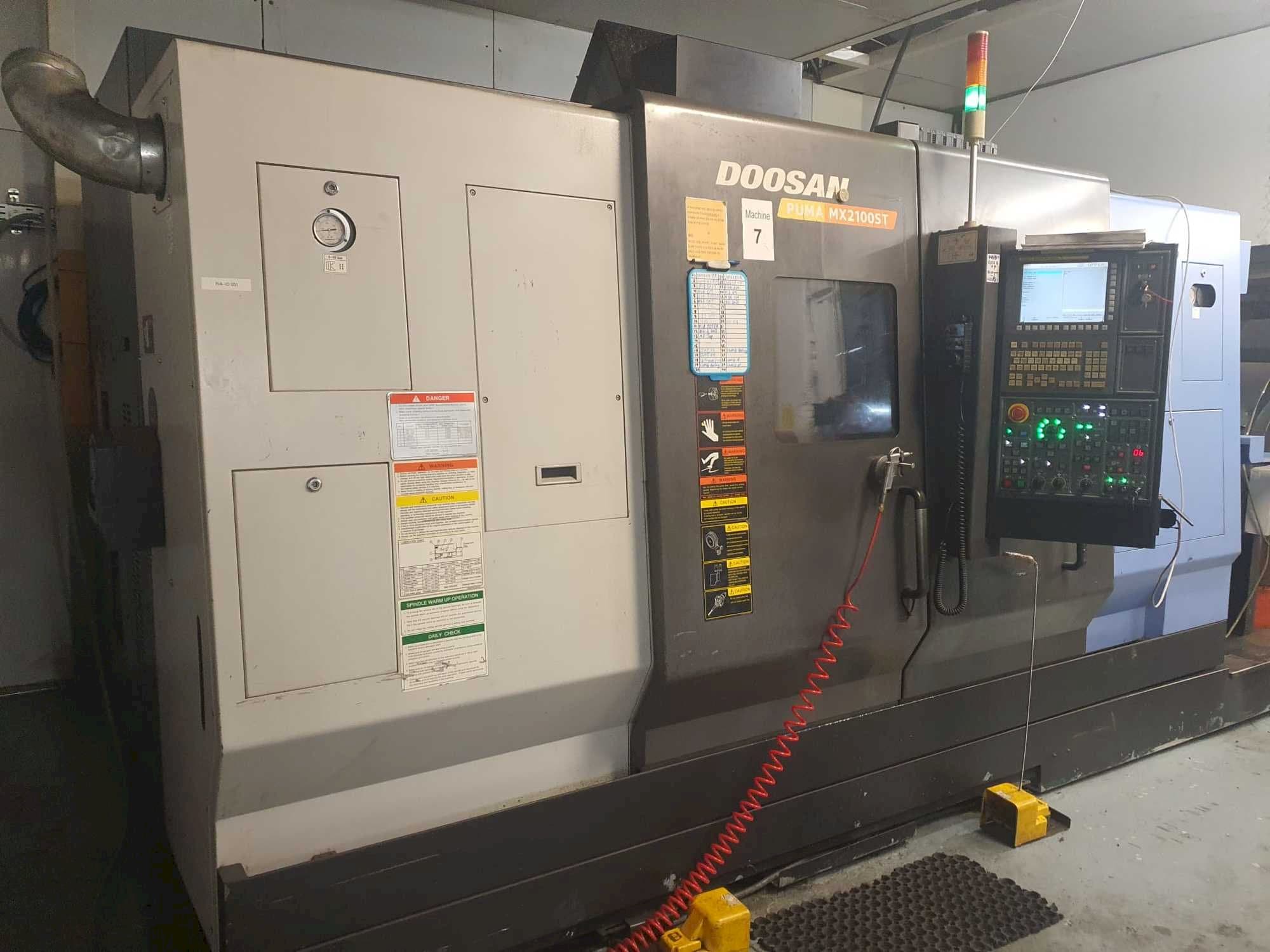 Вид станка Doosan Puma MX2100ST спереди