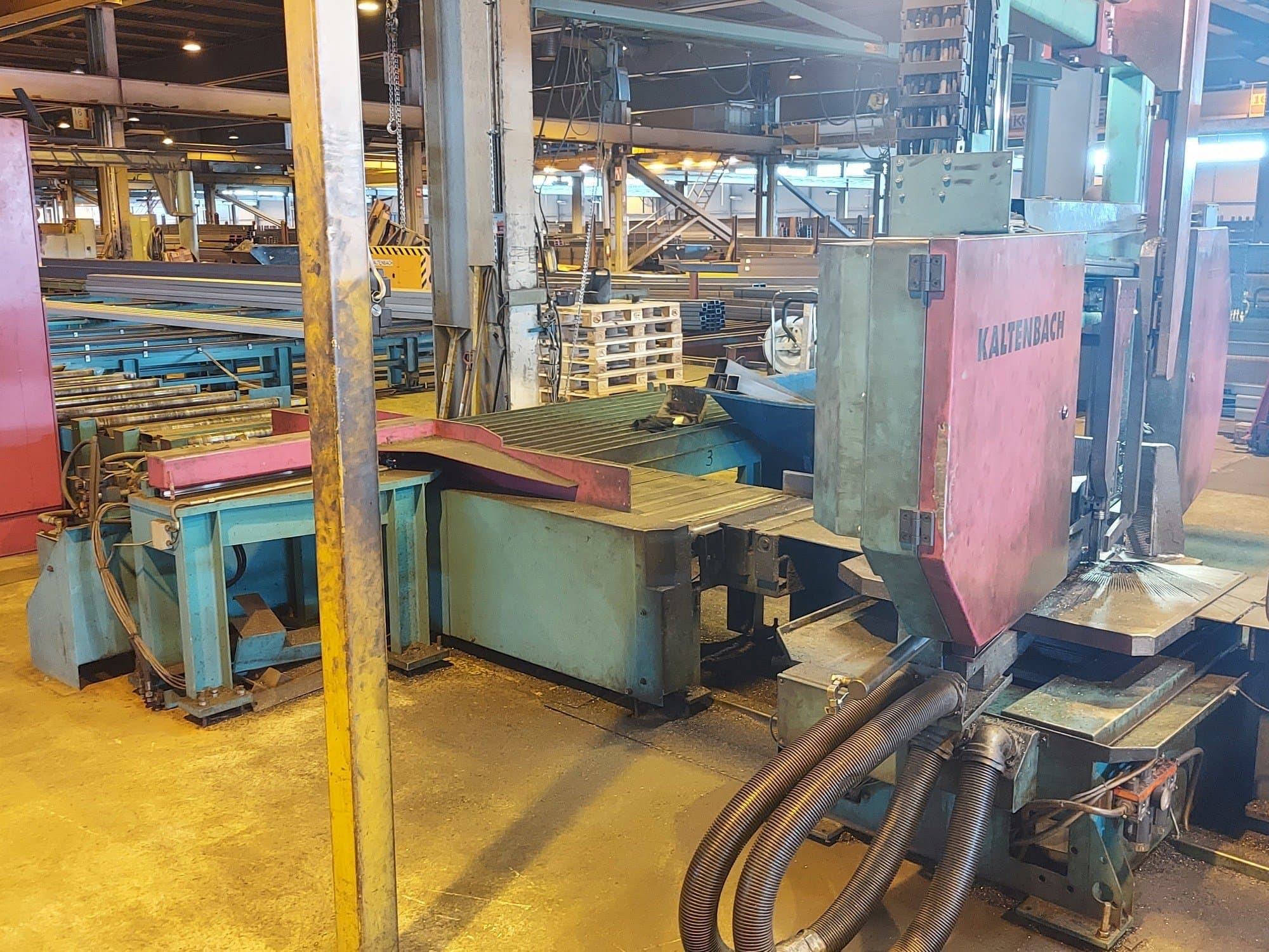 Вид станка KALTENBACH KBS 750DG спереди