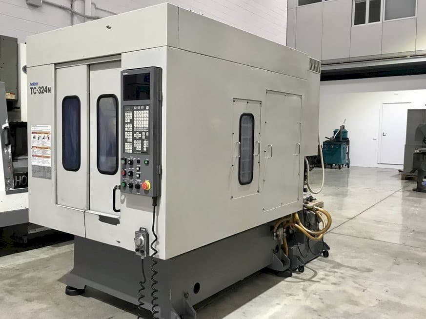 Вид станка Brother TC 324N спереди