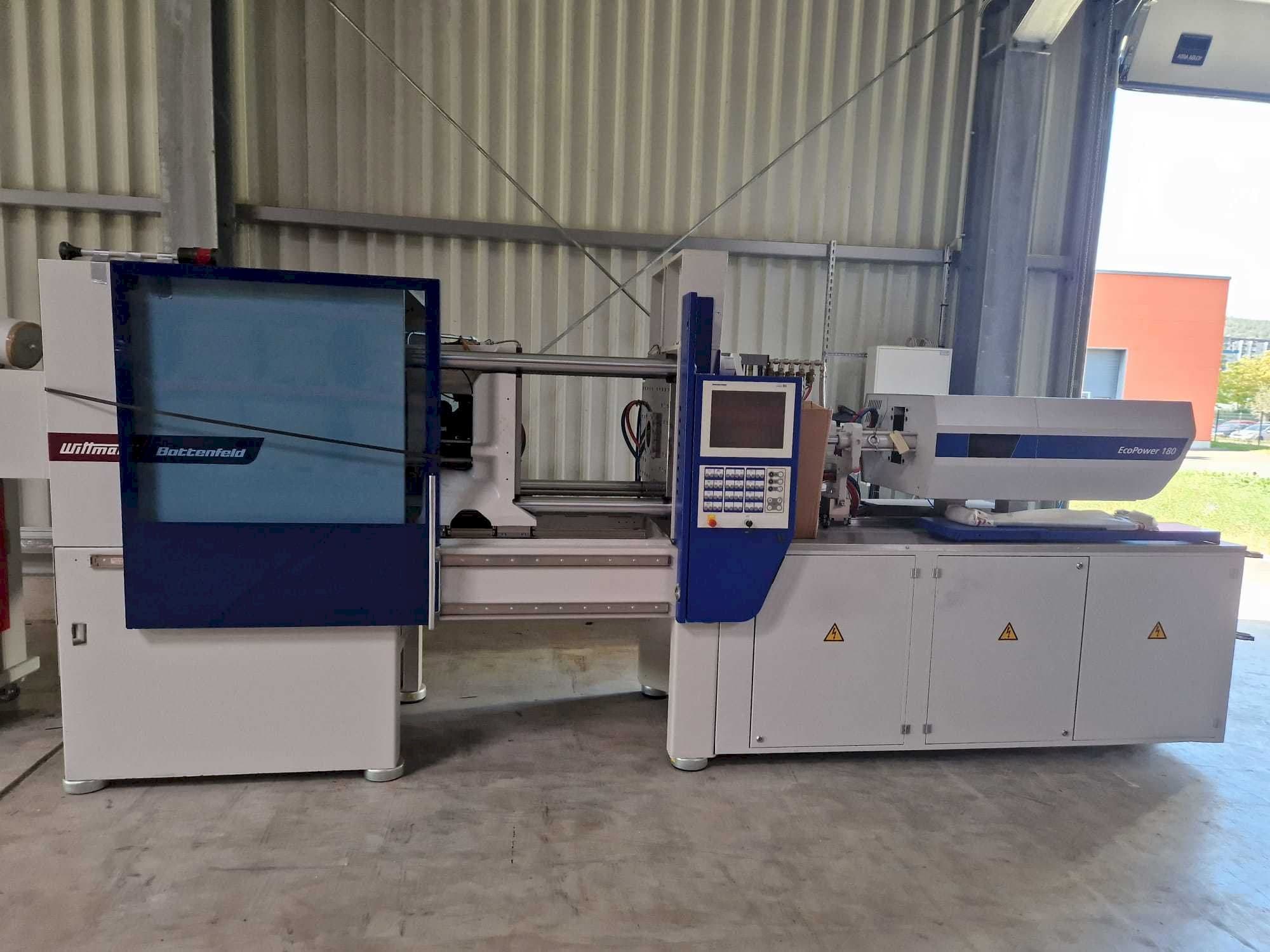 Вид станка Battenfeld EcoPower180 спереди