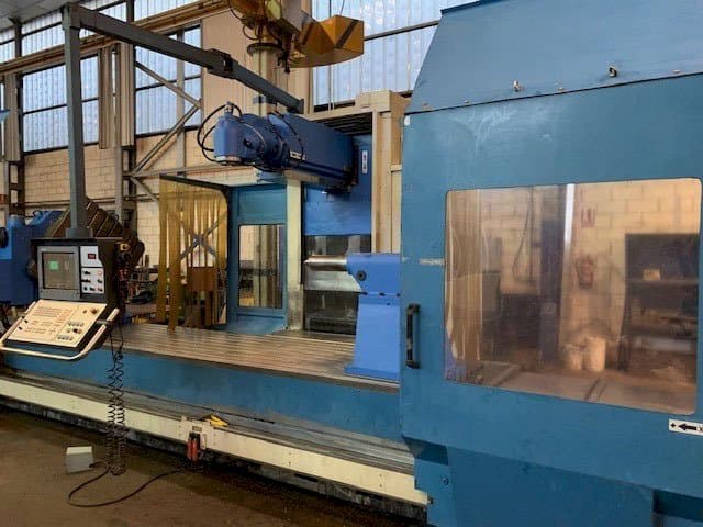 Вид станка Nicolas Correa A-30/50 спереди