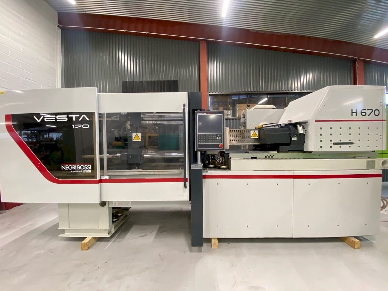 Вид станка Negri Bossi VE170, M151 спереди
