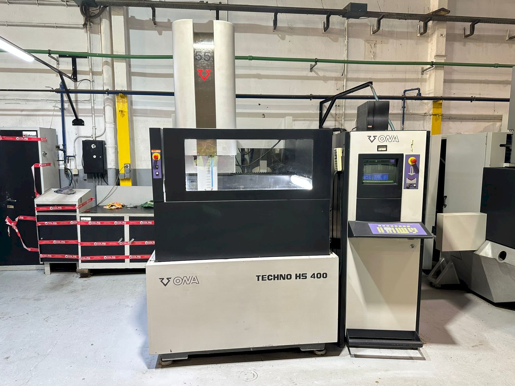 Вид станка ONA HS 400 спереди