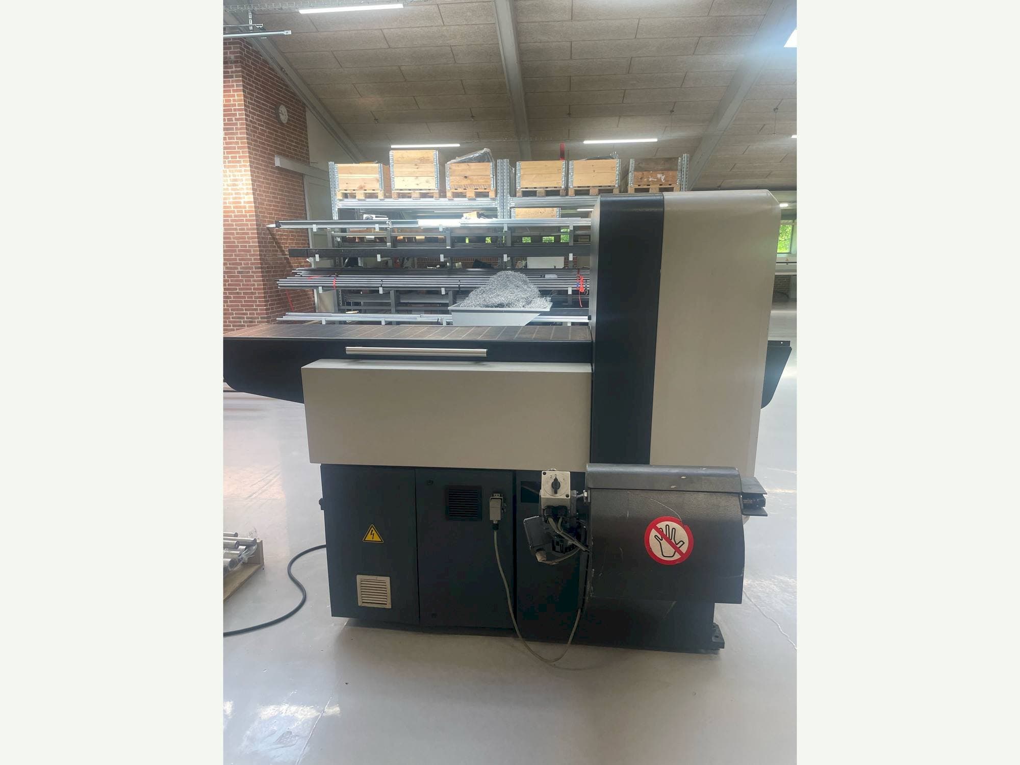 Вид станка KASTO Verto A2 спереди