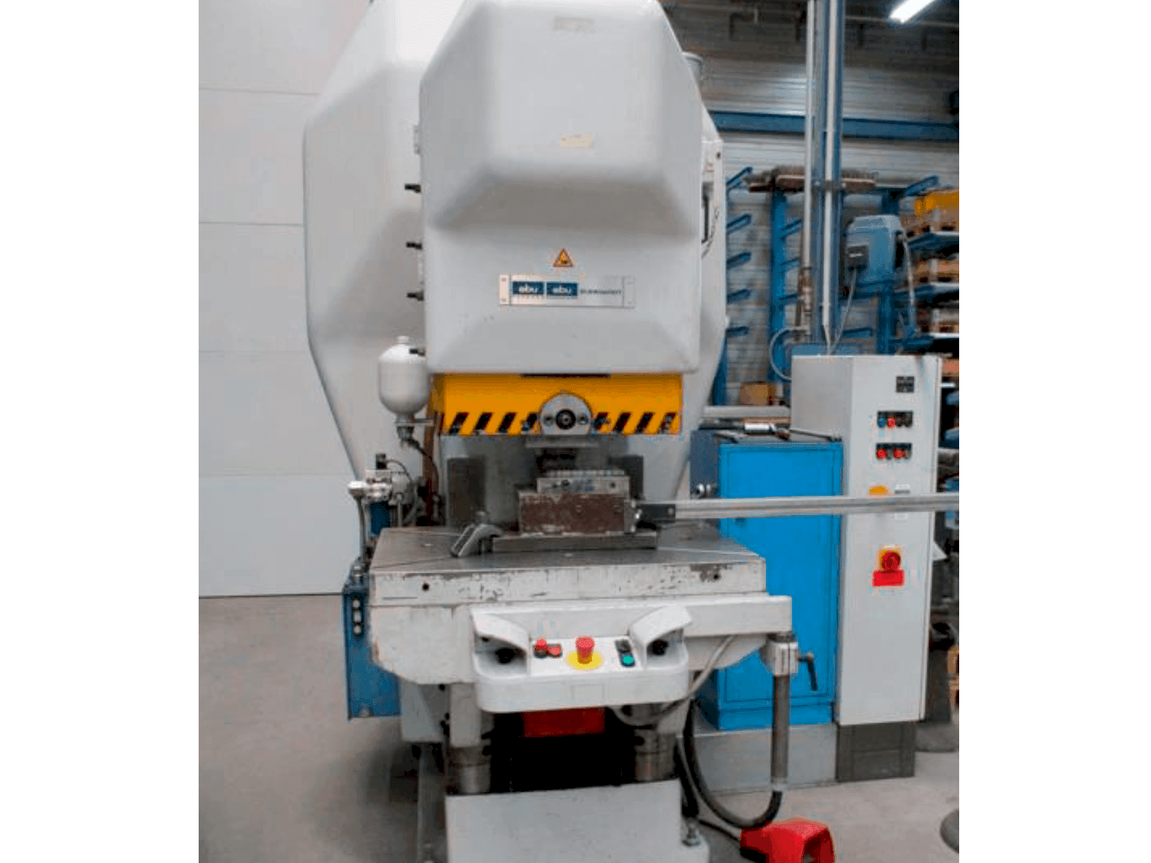 Вид станка Ebu H 80 RiV спереди