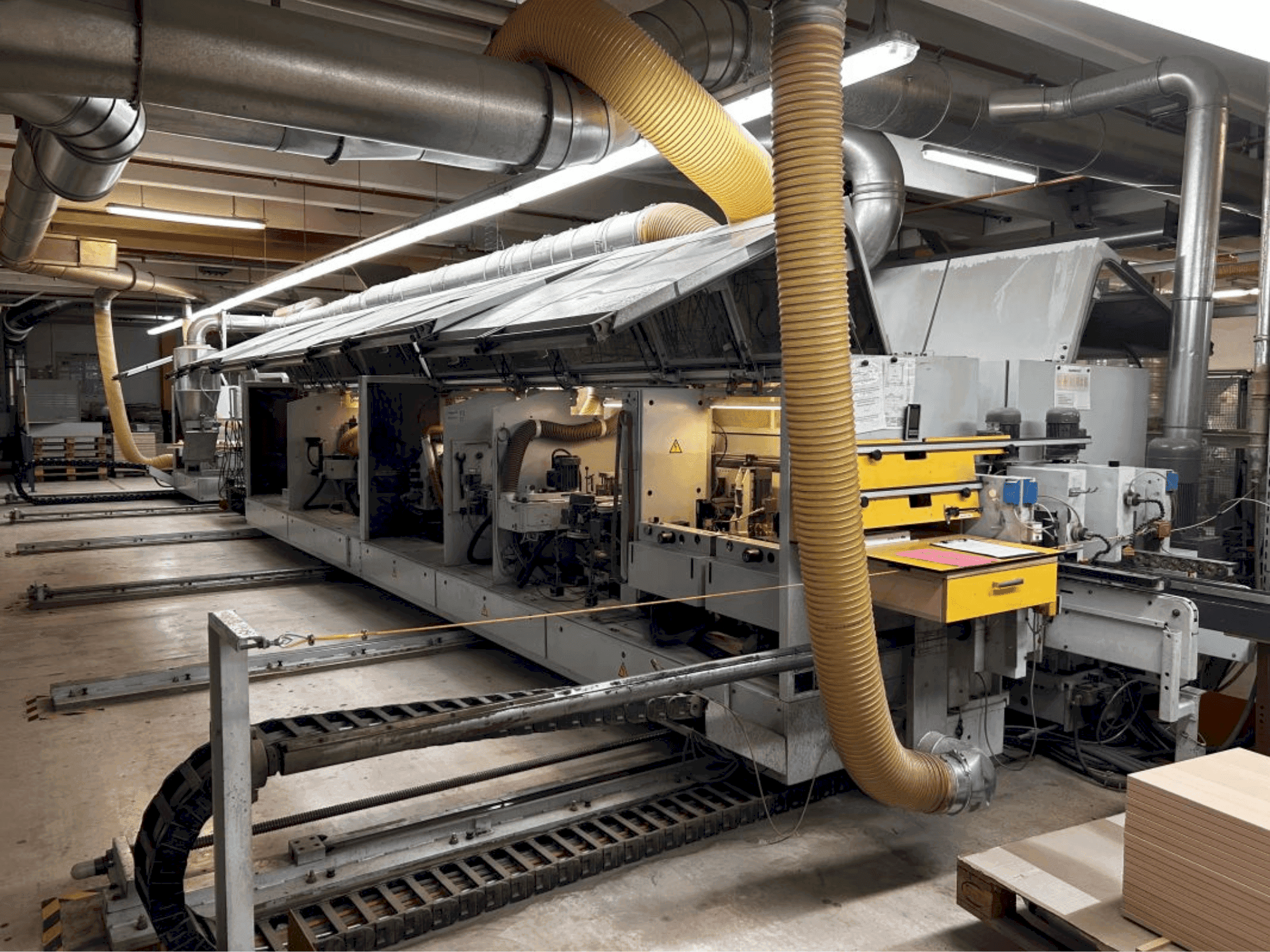 Вид станка HOMAG PROFI KFL20/29/QA/25  спереди