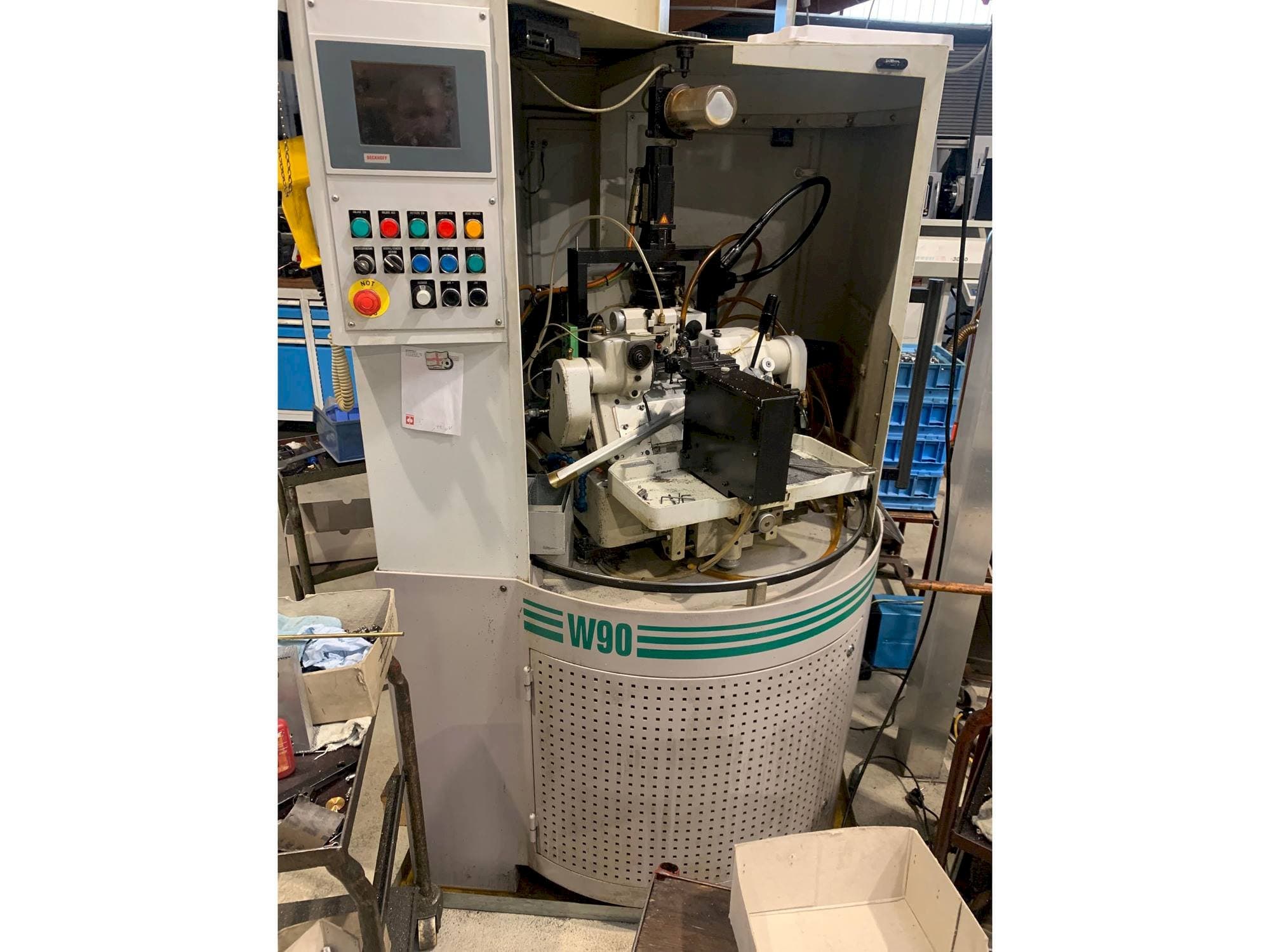 Вид станка Lambert Wahli W 90 CNC спереди