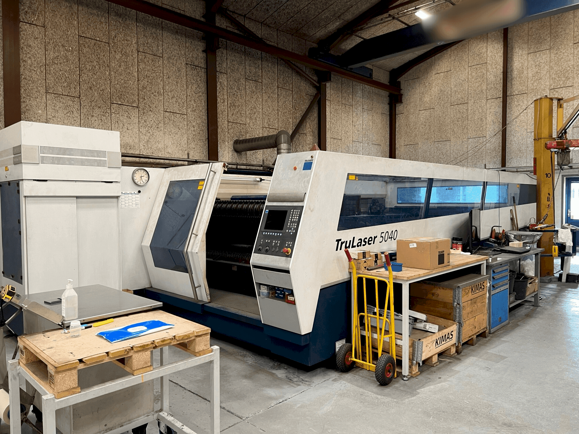Вид станка TRUMPF TruLaser 5040 спереди