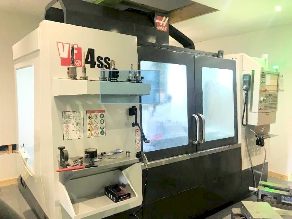 Вид станка HAAS VF-4SS спереди