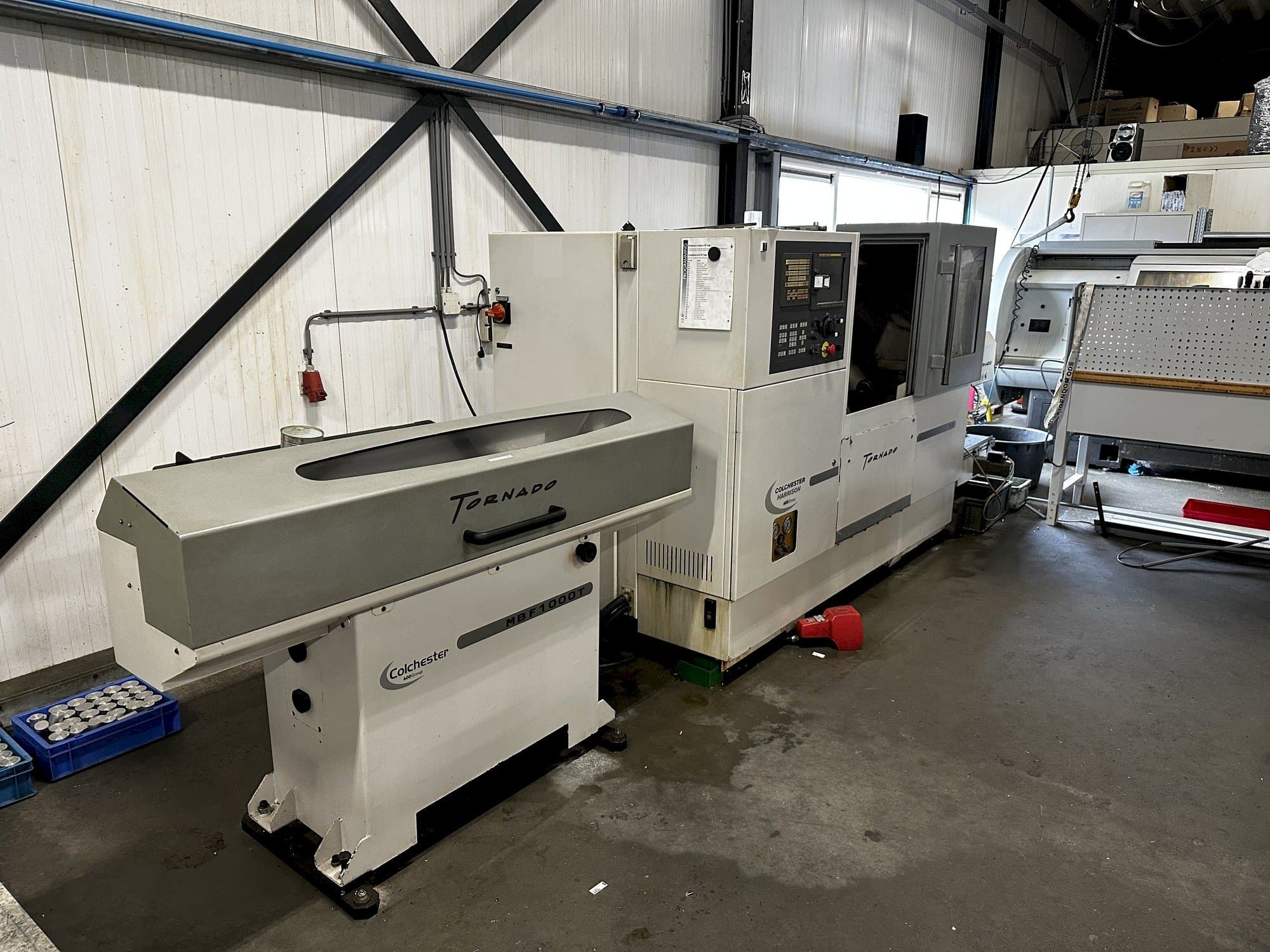 Вид станка Colchester Tornado T2  спереди