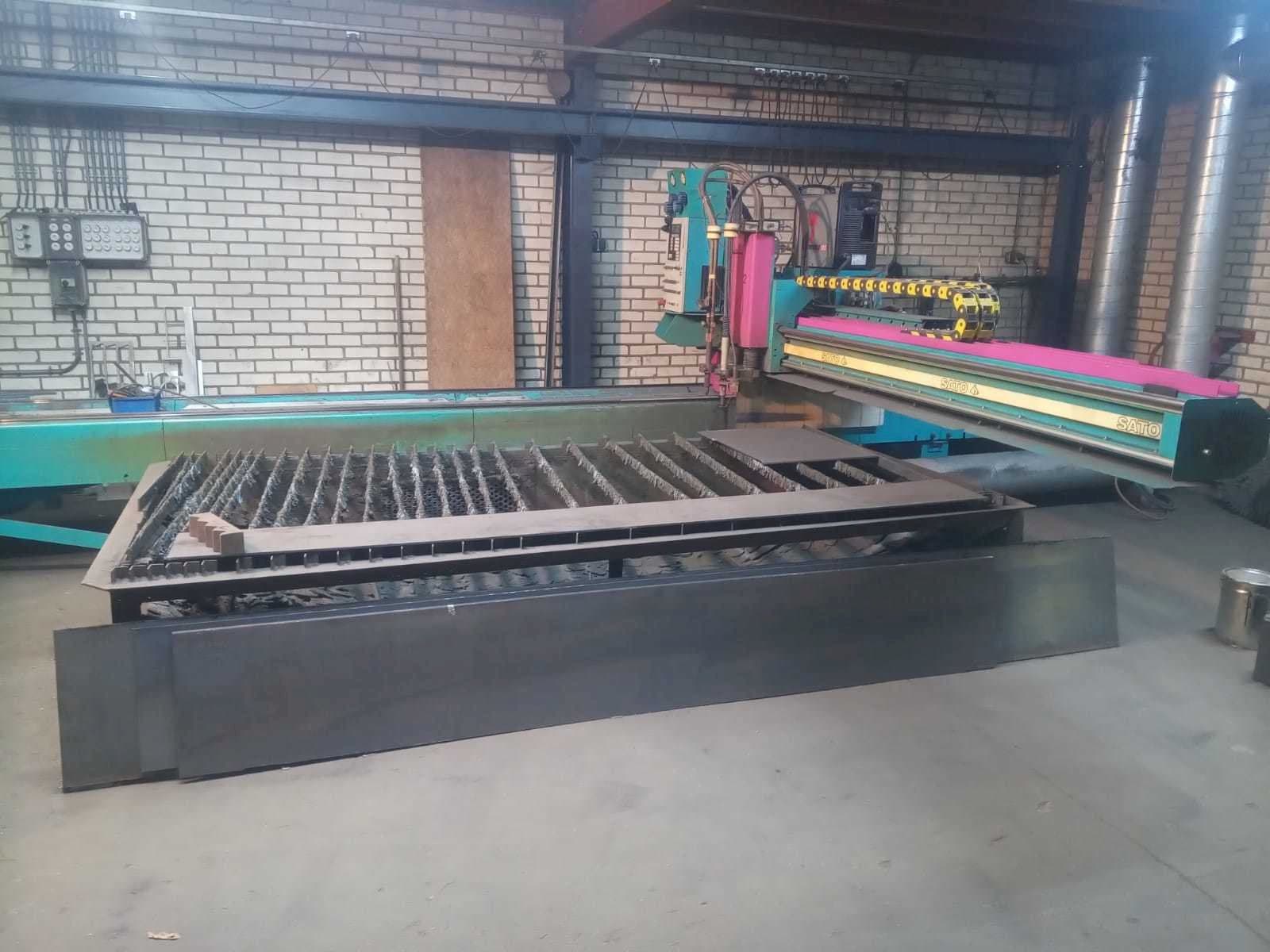 Вид станка SATO SATRONIK C2500 спереди