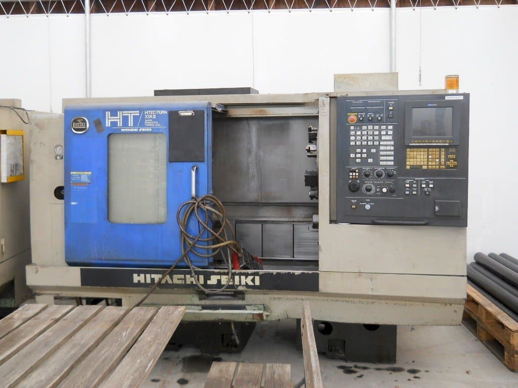 Вид станка HITACHI SEIKI HITEC-TURN 23R III спереди