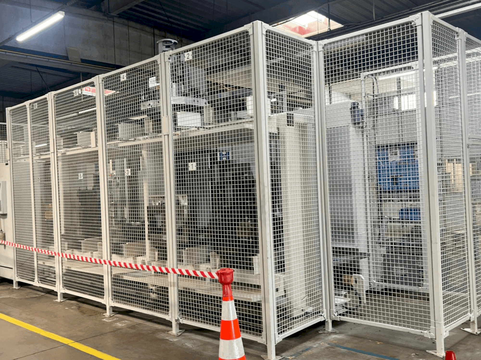 Вид станка HELLER MCH 250 спереди