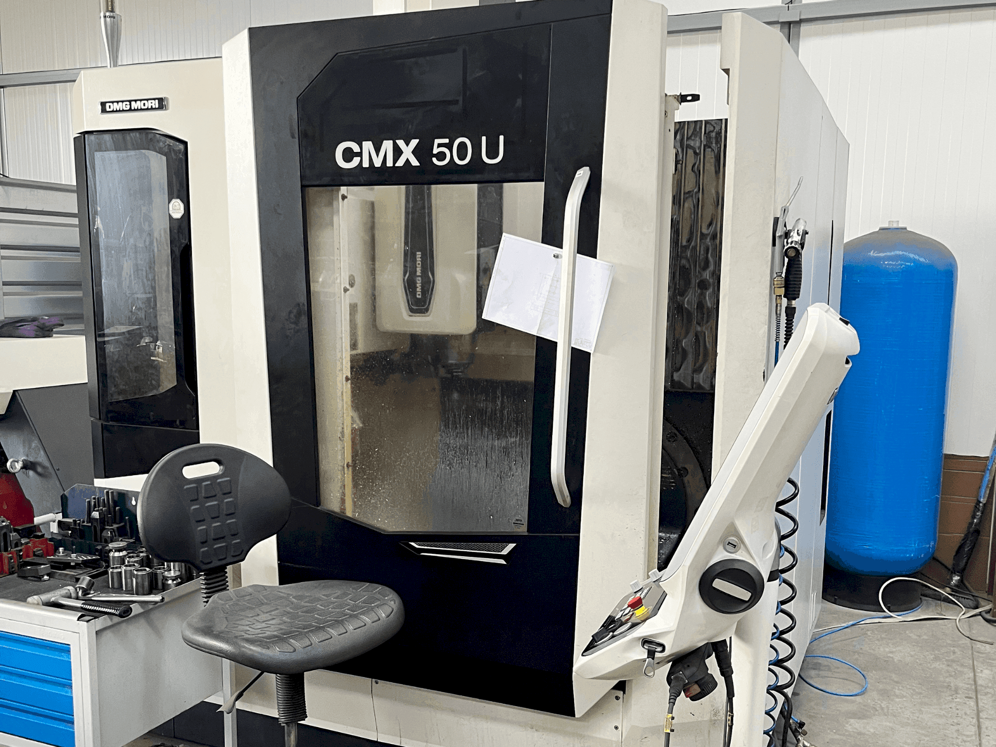 Вид станка DMG MORI CMX 50 U спереди