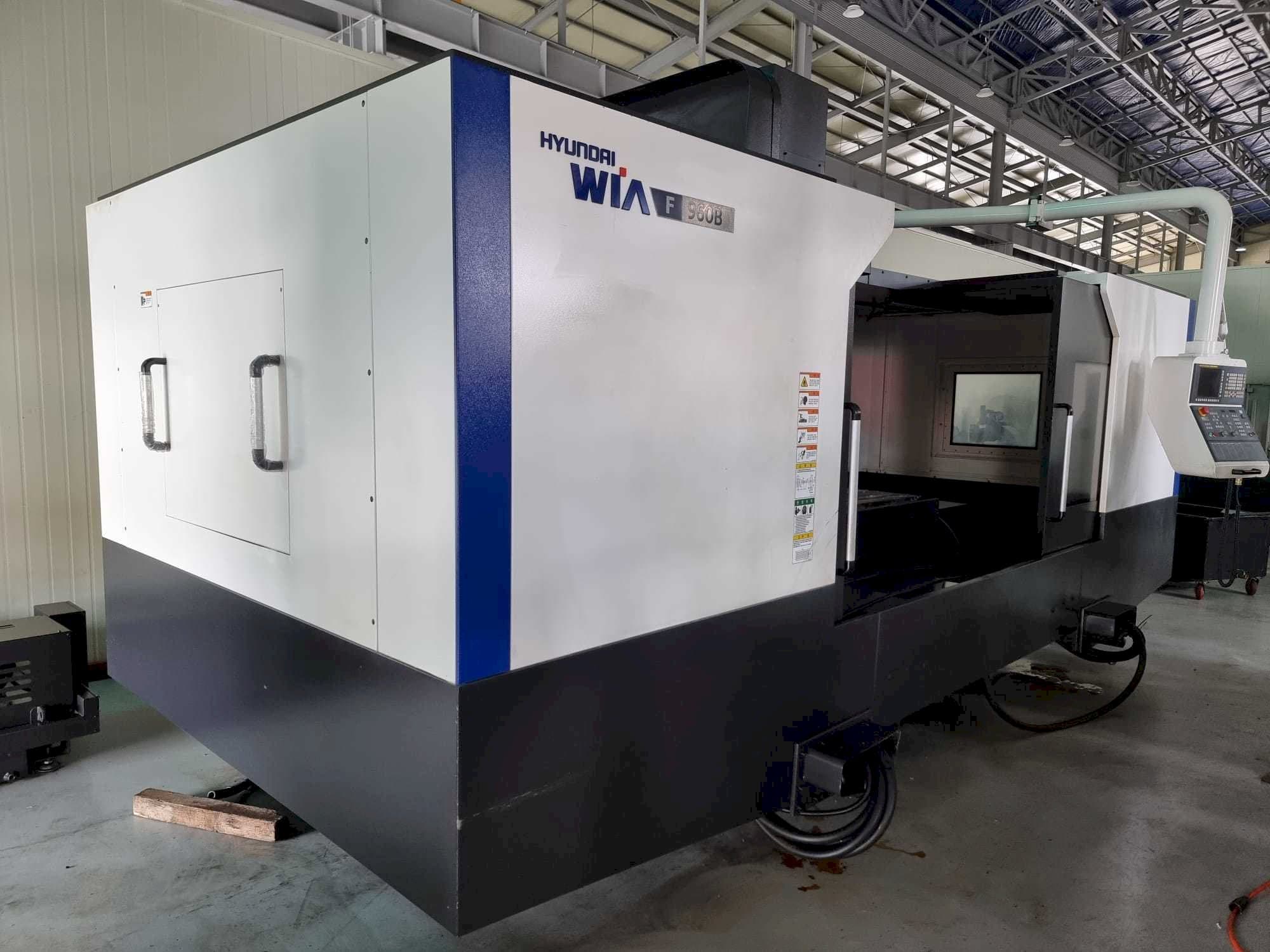 Вид станка Hyundai Wia F960B спереди