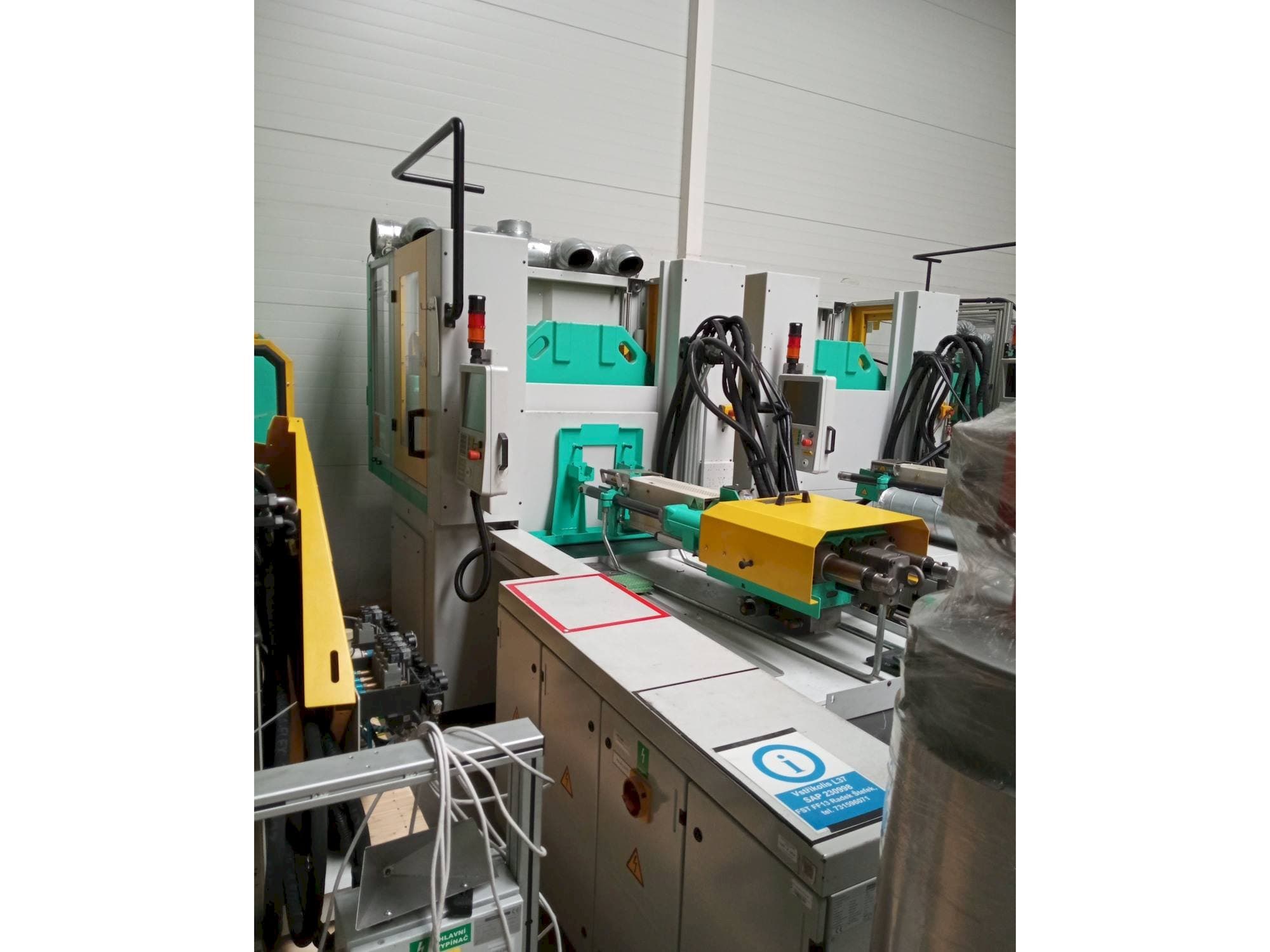 Вид станка Arburg Allrounder 1200T-800-170 спереди