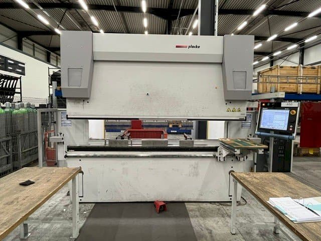 Вид станка PLACKE HQPB P595 спереди