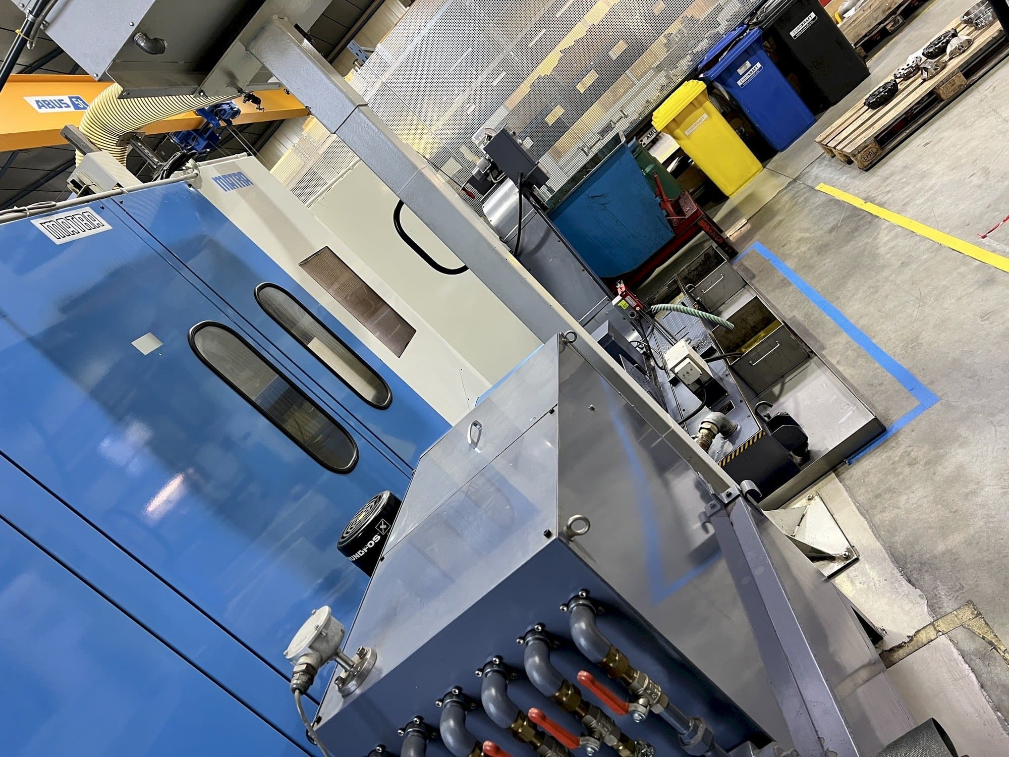 Вид станка OKK Kch 500 - 8 Tische спереди