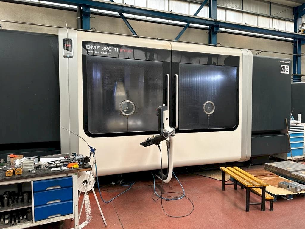 Вид станка DECKEL MAHO DMF 360-11 спереди