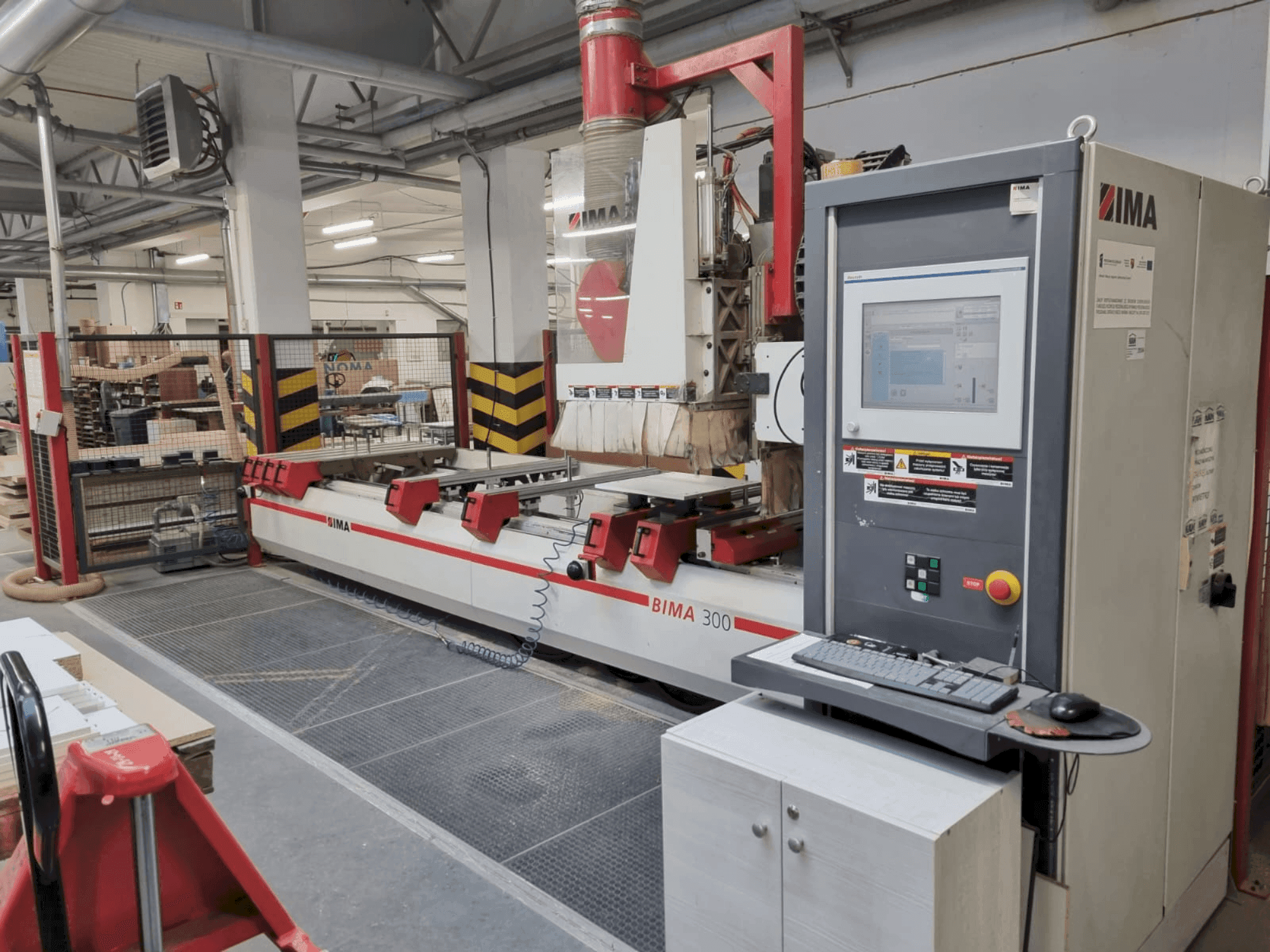Вид станка IMA BIMA 300  спереди