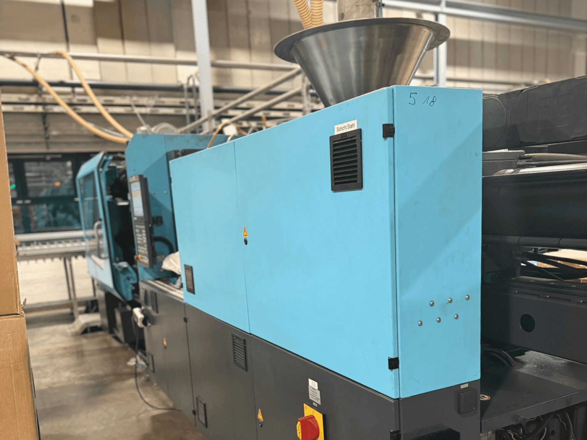 Вид станка SUMITOMO SHI DEMAG El-Exis S250/630-1600 спереди