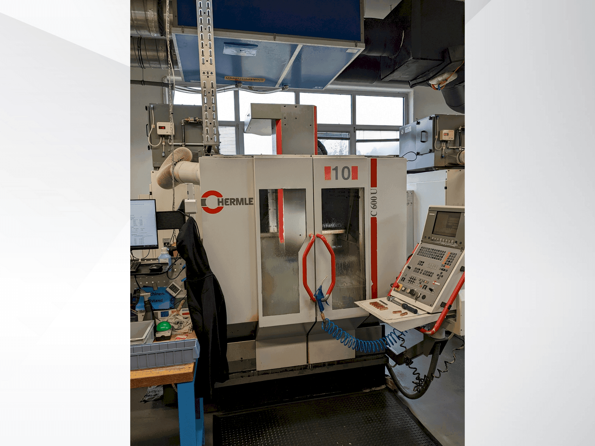 Вид станка HERMLE C600U  спереди