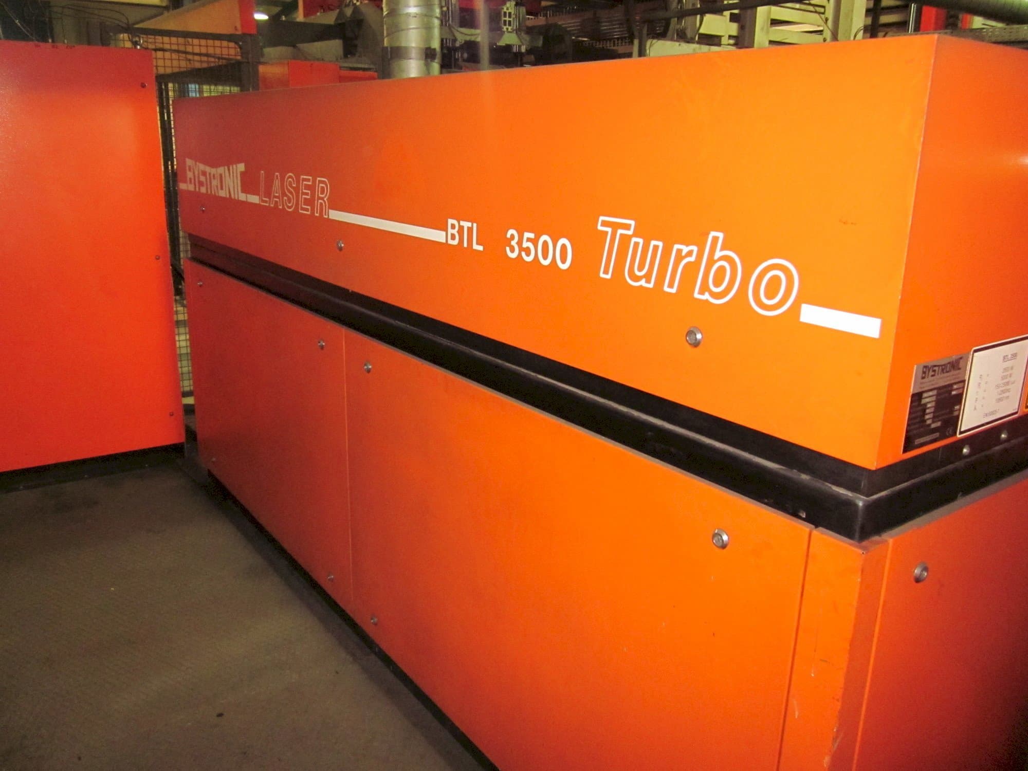 Вид станка Bystronic BTLl 3500 спереди