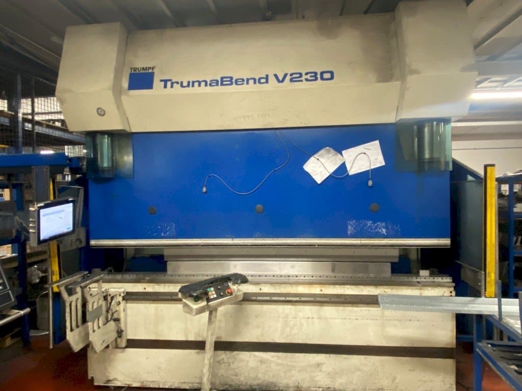 Вид станка Trumpf TrumaBend V230  спереди