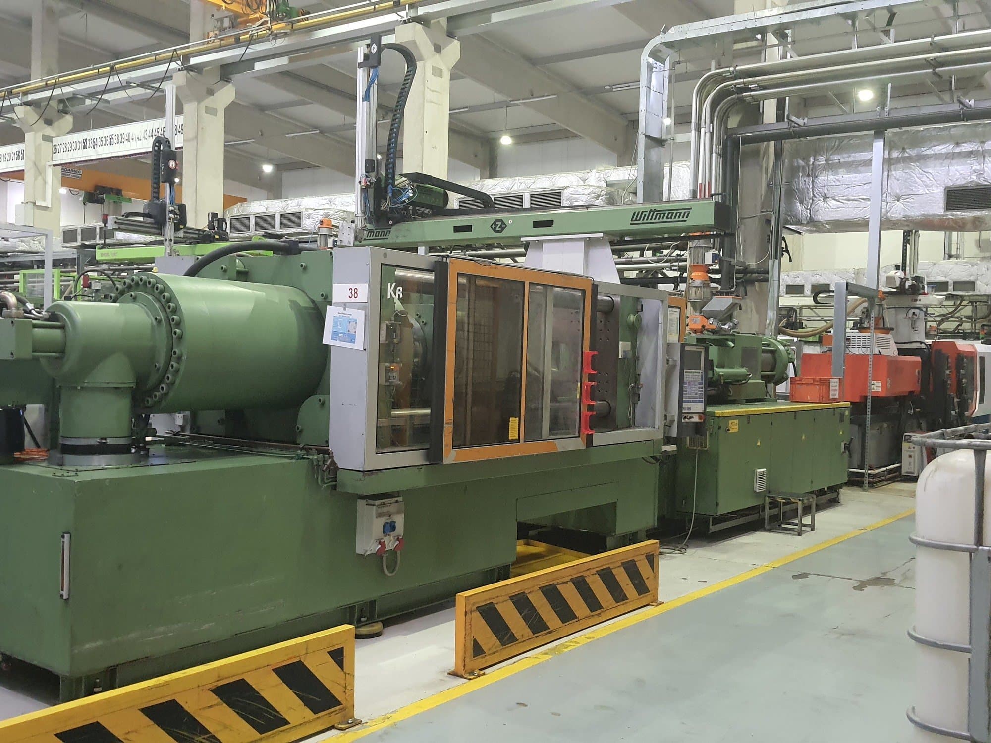 Вид станка Krauss Maffei 420-3000 спереди
