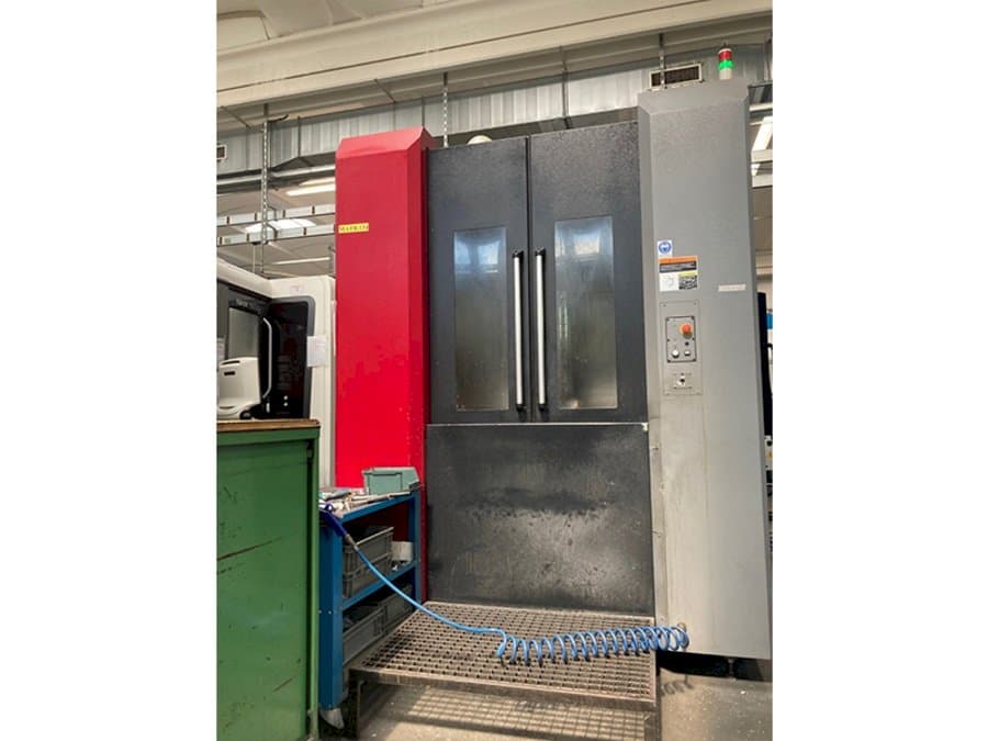 Вид станка OKK HMC 500 спереди