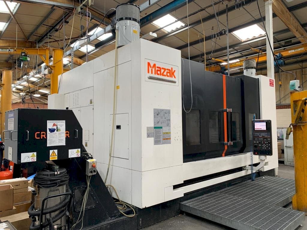 Вид станка Mazak VTC-820/30 спереди