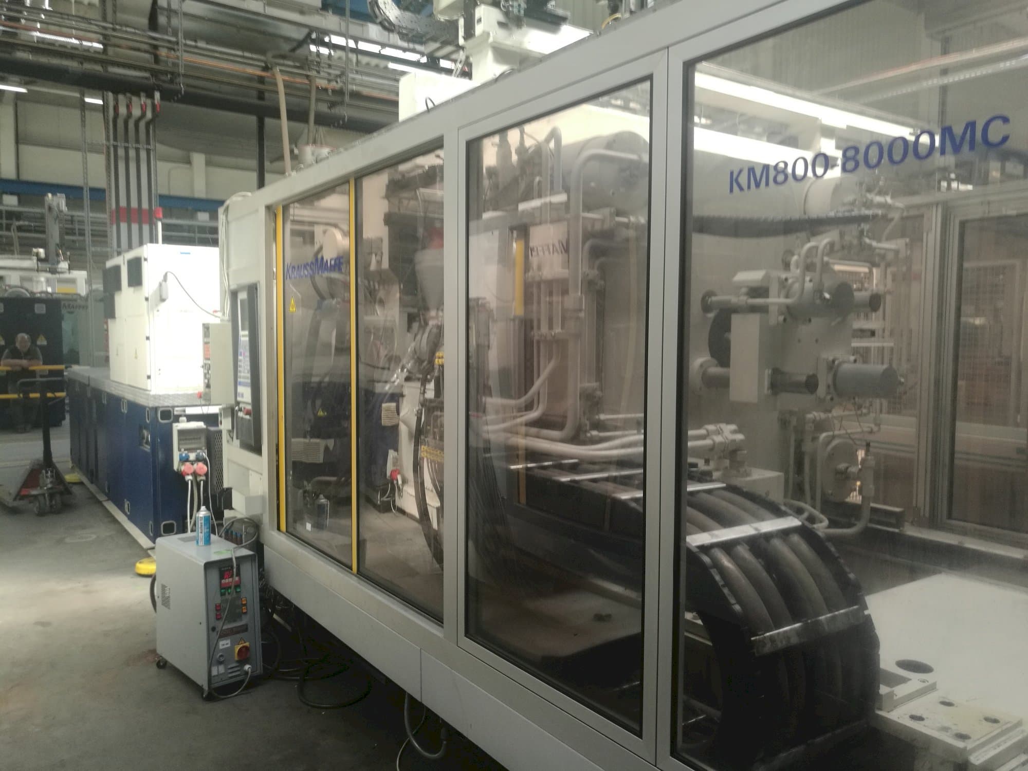 Вид станка Krauss Maffei 800-8000 MC спереди