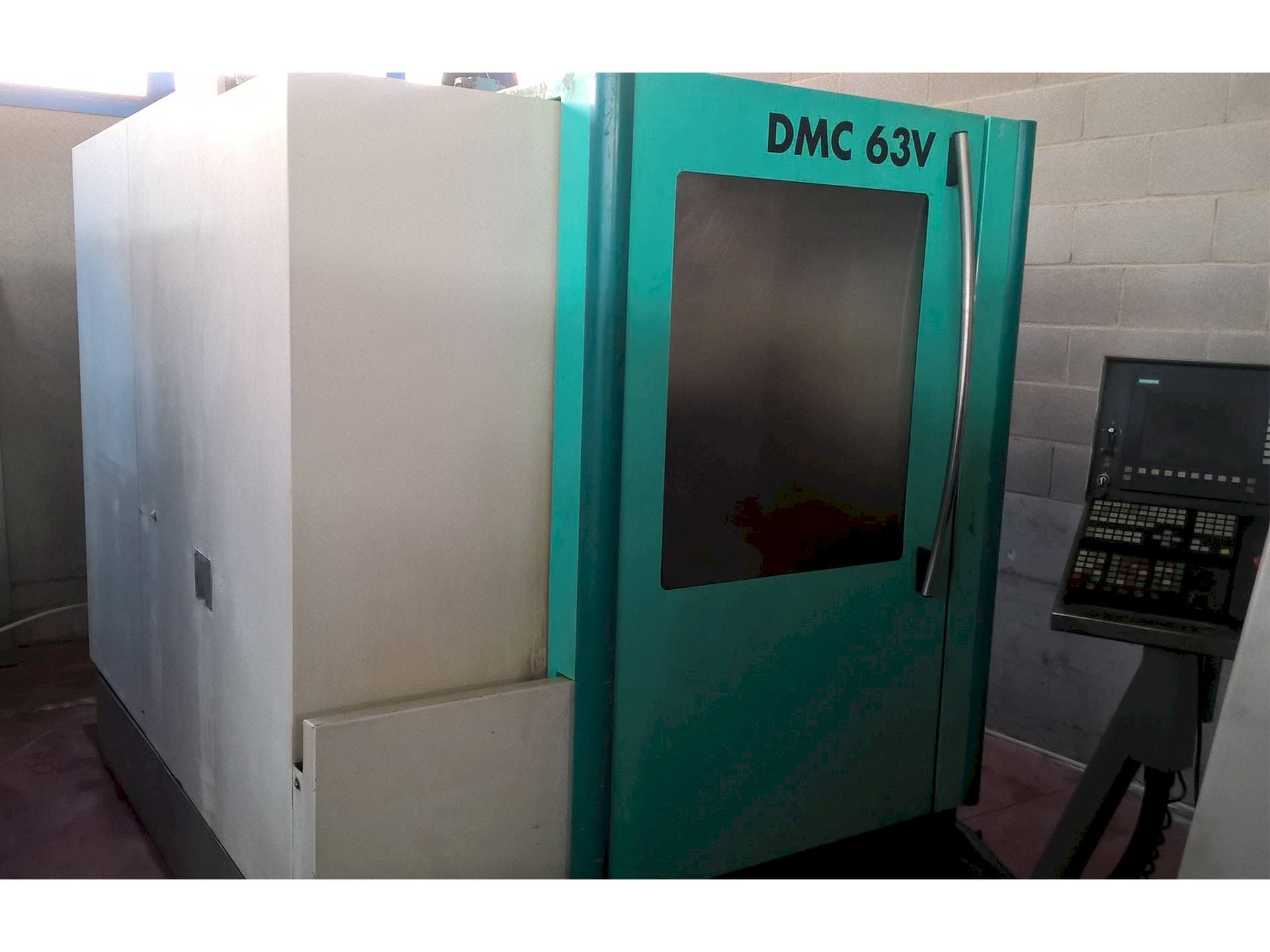 Вид станка DECKEL MAHO DMC 63V спереди