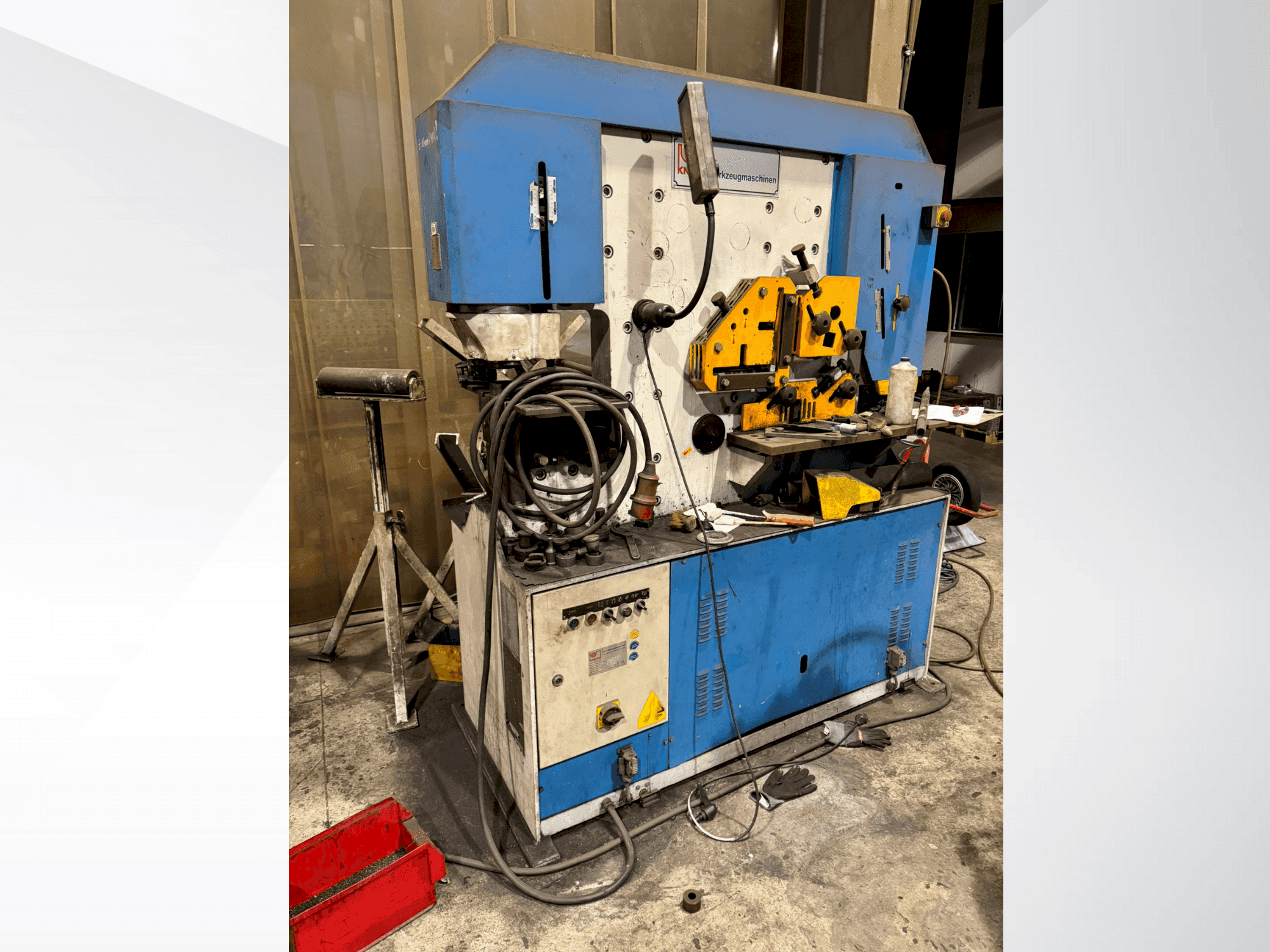 Вид станка KNUTH HPS 80/1500  спереди