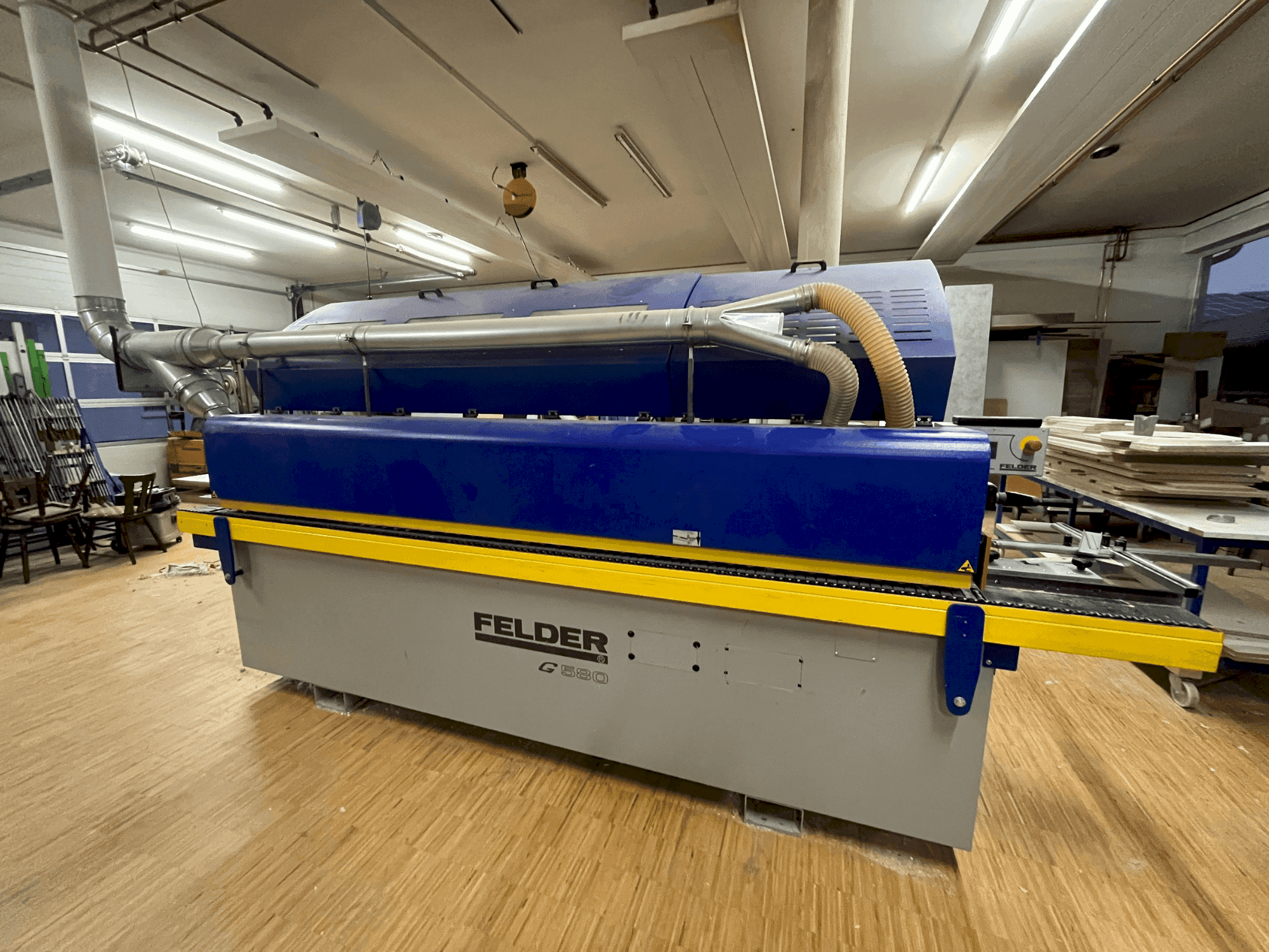 Вид станка FELDER MG580  спереди