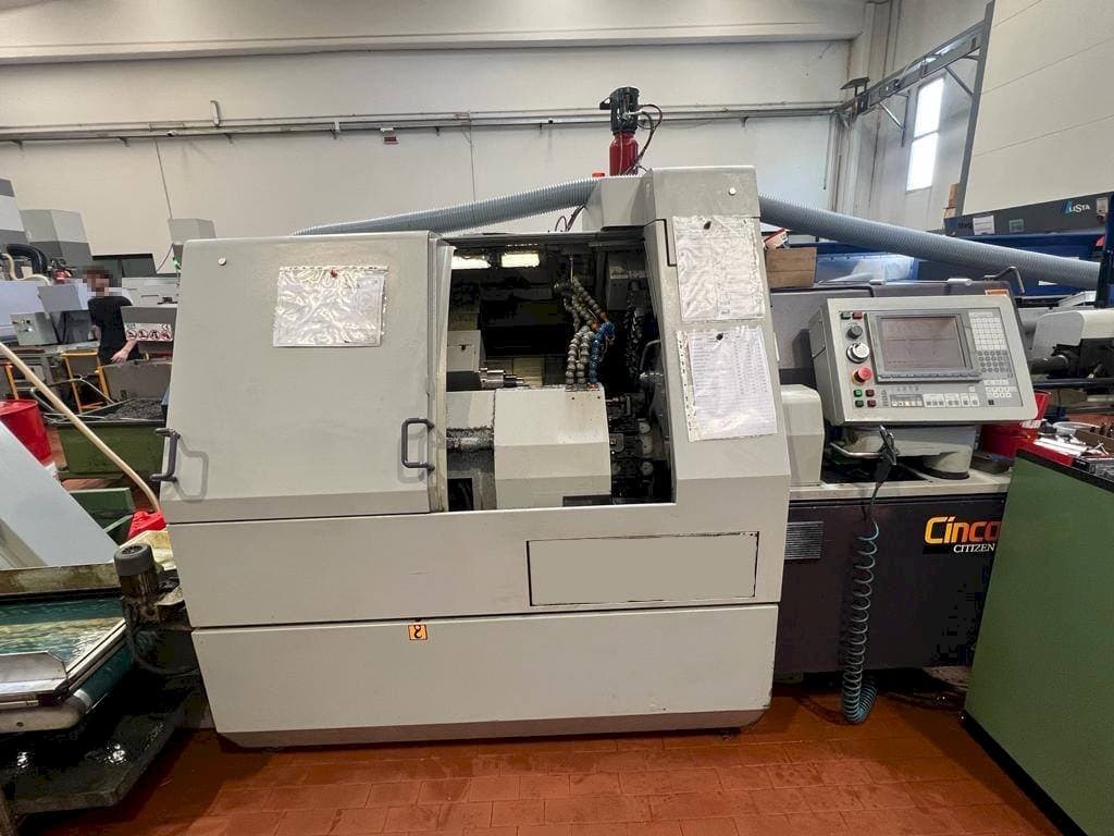 Вид станка Citizen M32  спереди