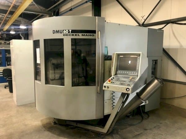 Вид станка DECKEL MAHO DMU 60T спереди