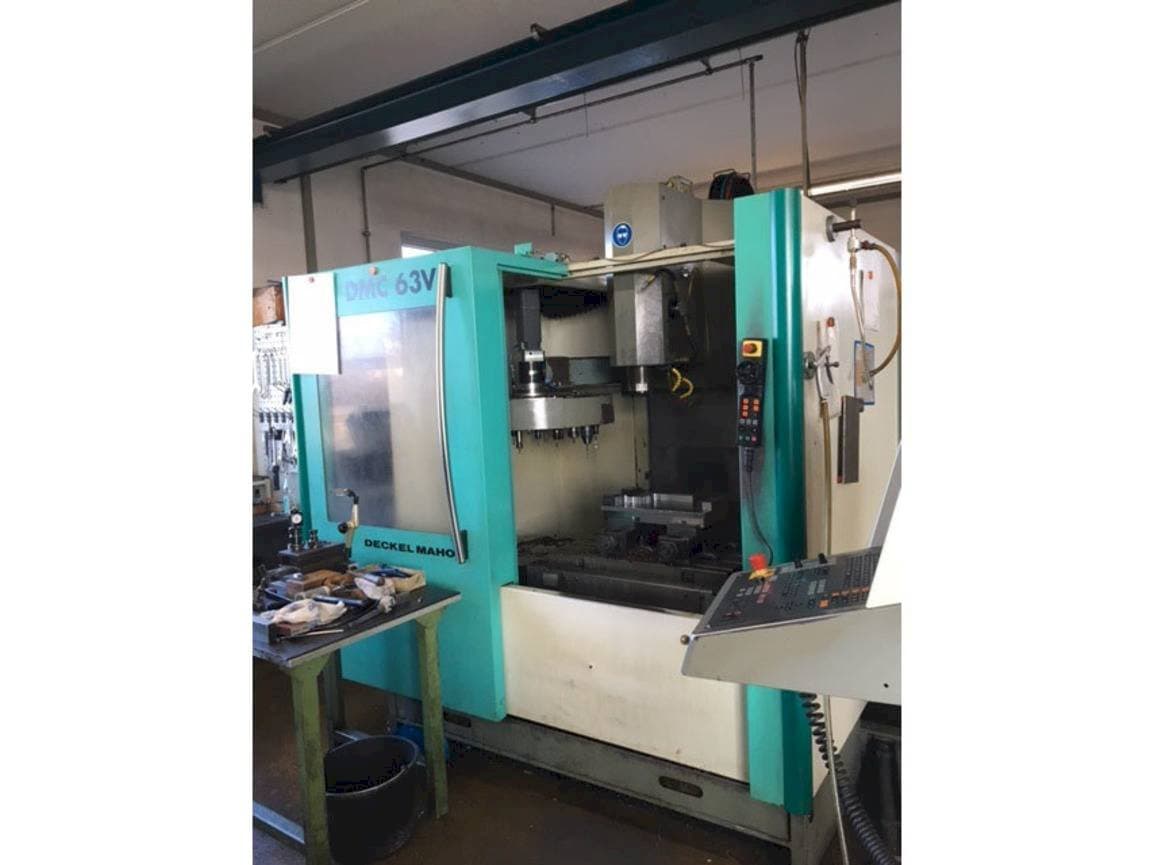 Вид станка DMC DMC 63V спереди