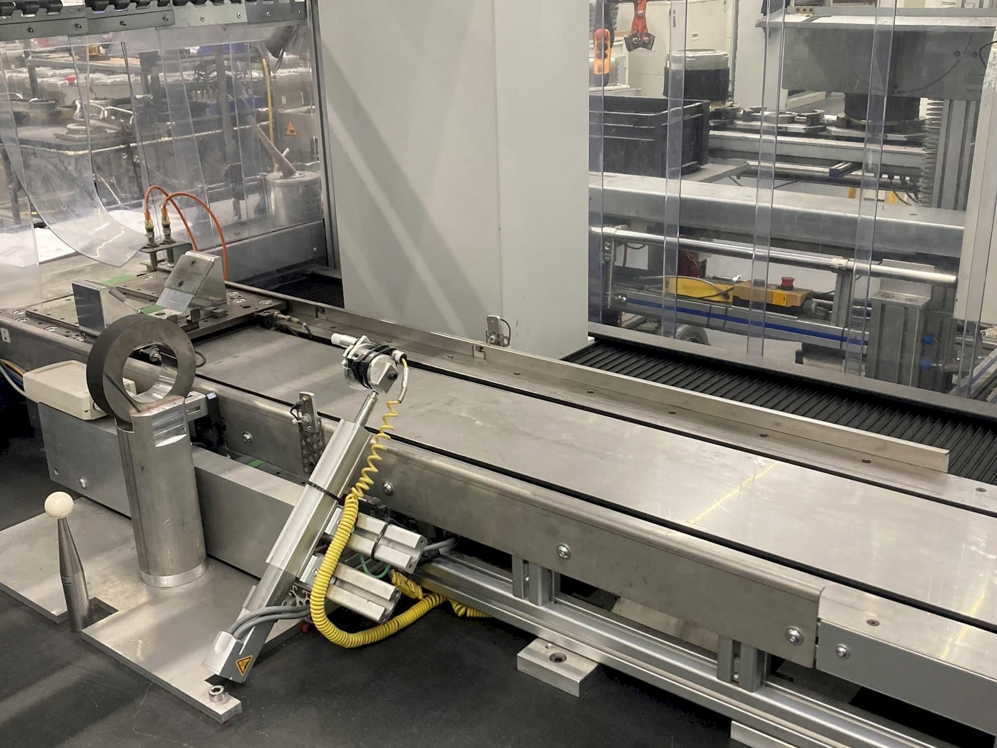 Вид станка Mora Primus 7107 спереди