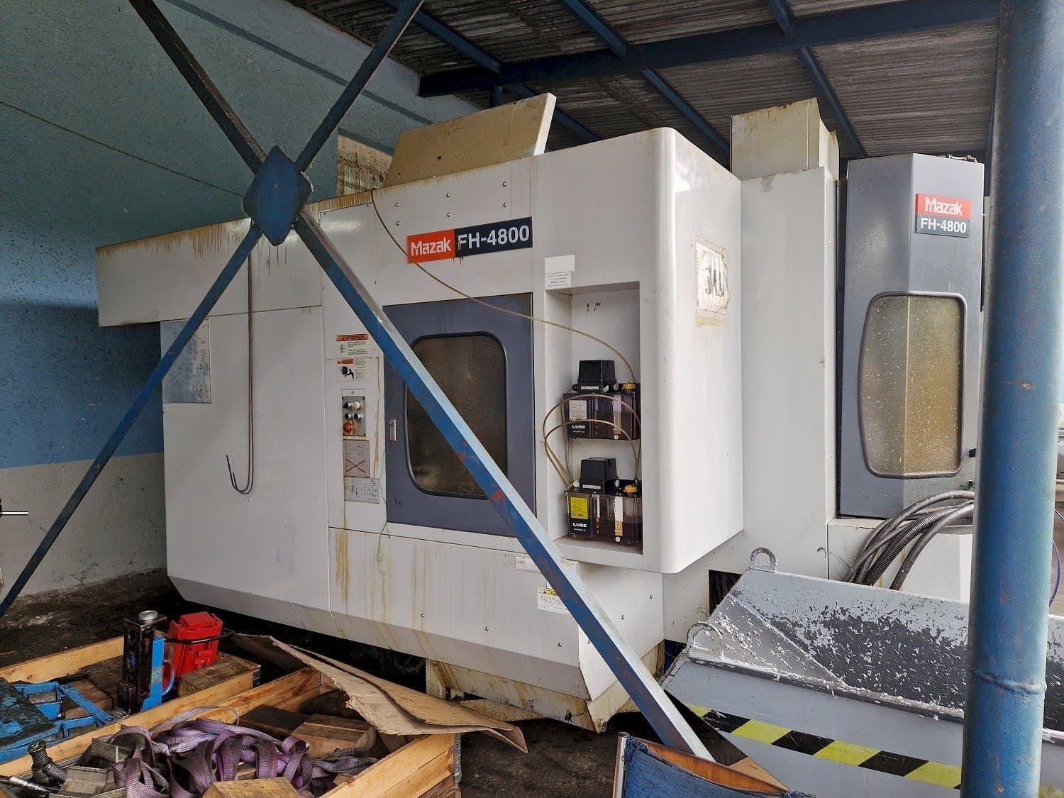 Вид станка Mazak спереди