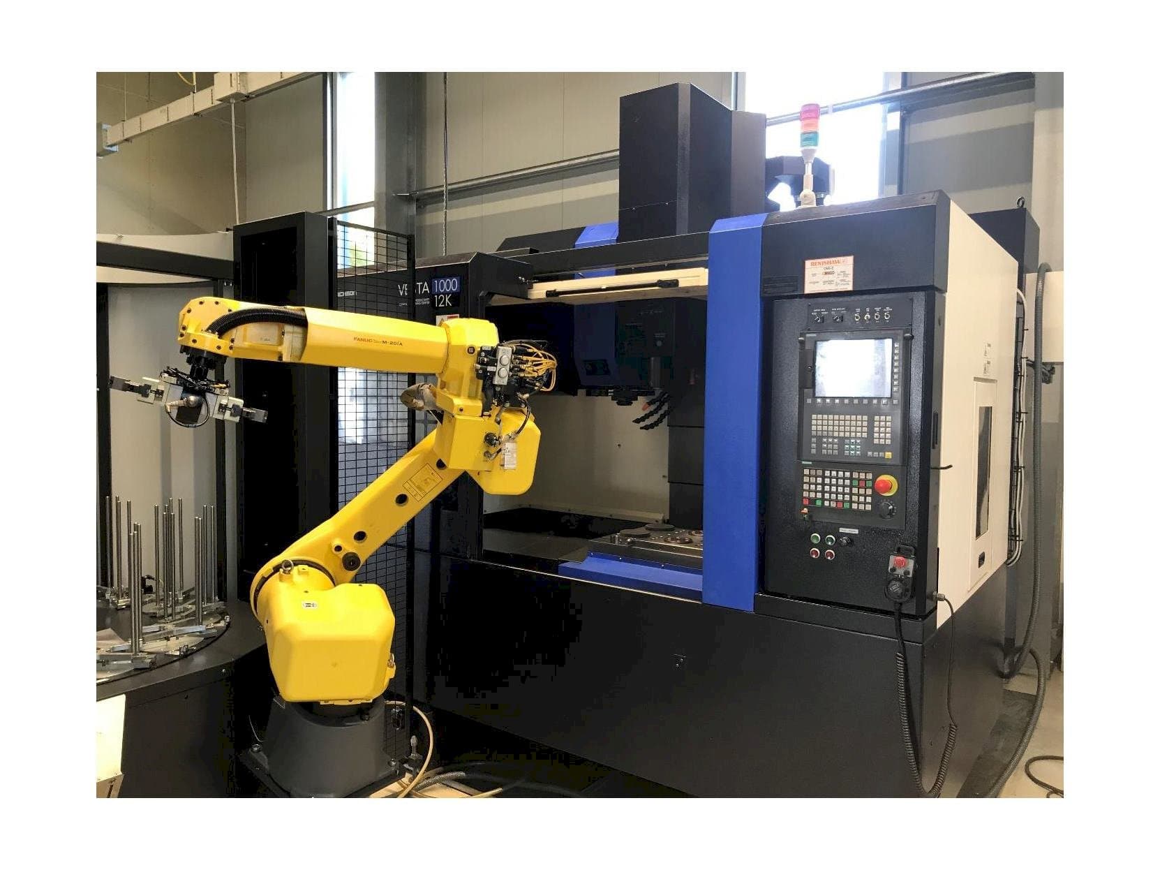 Вид станка HWACHEON Vesta 1000 спереди