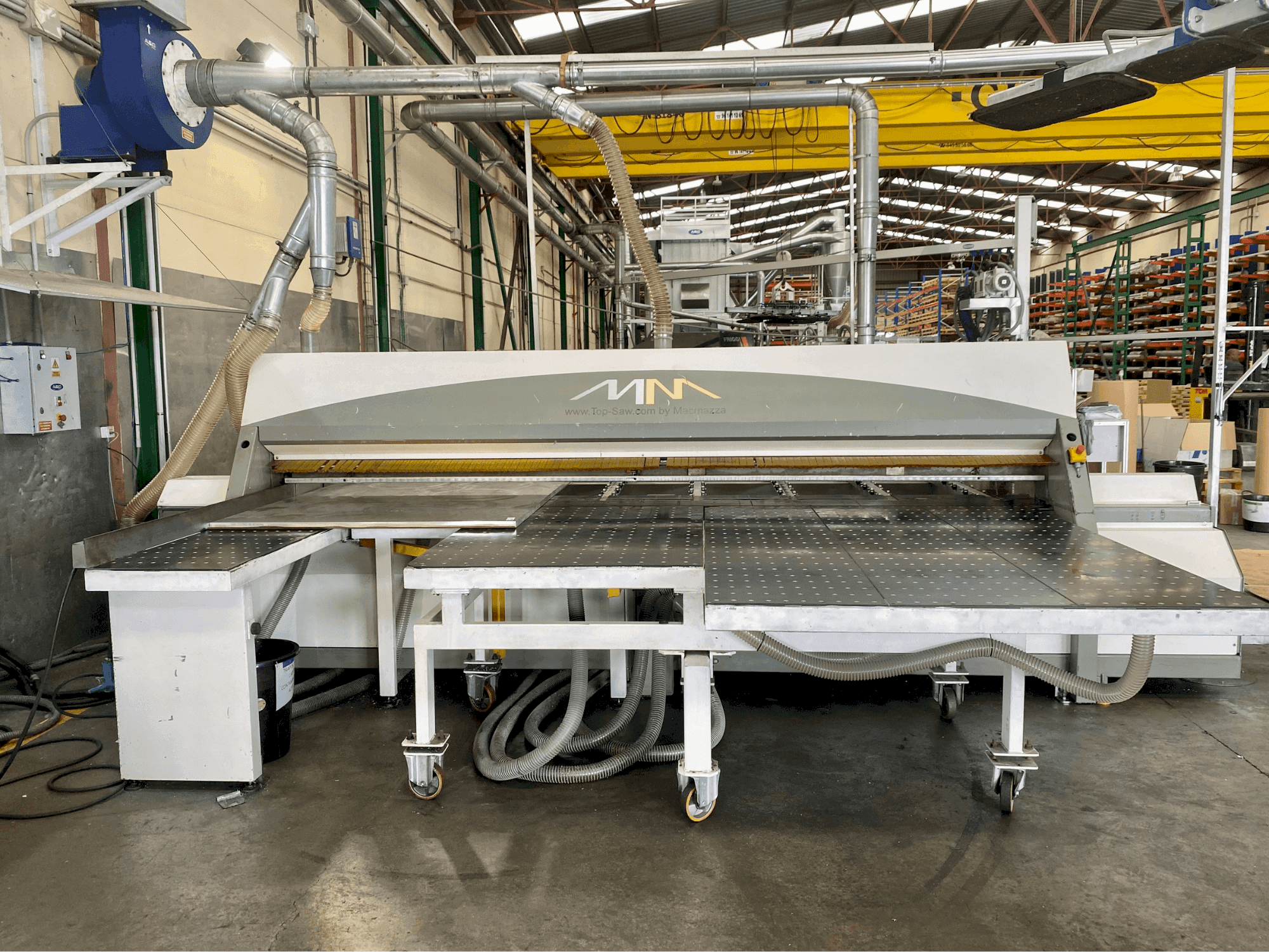 Вид станка MACMAZZA Top Saw  спереди